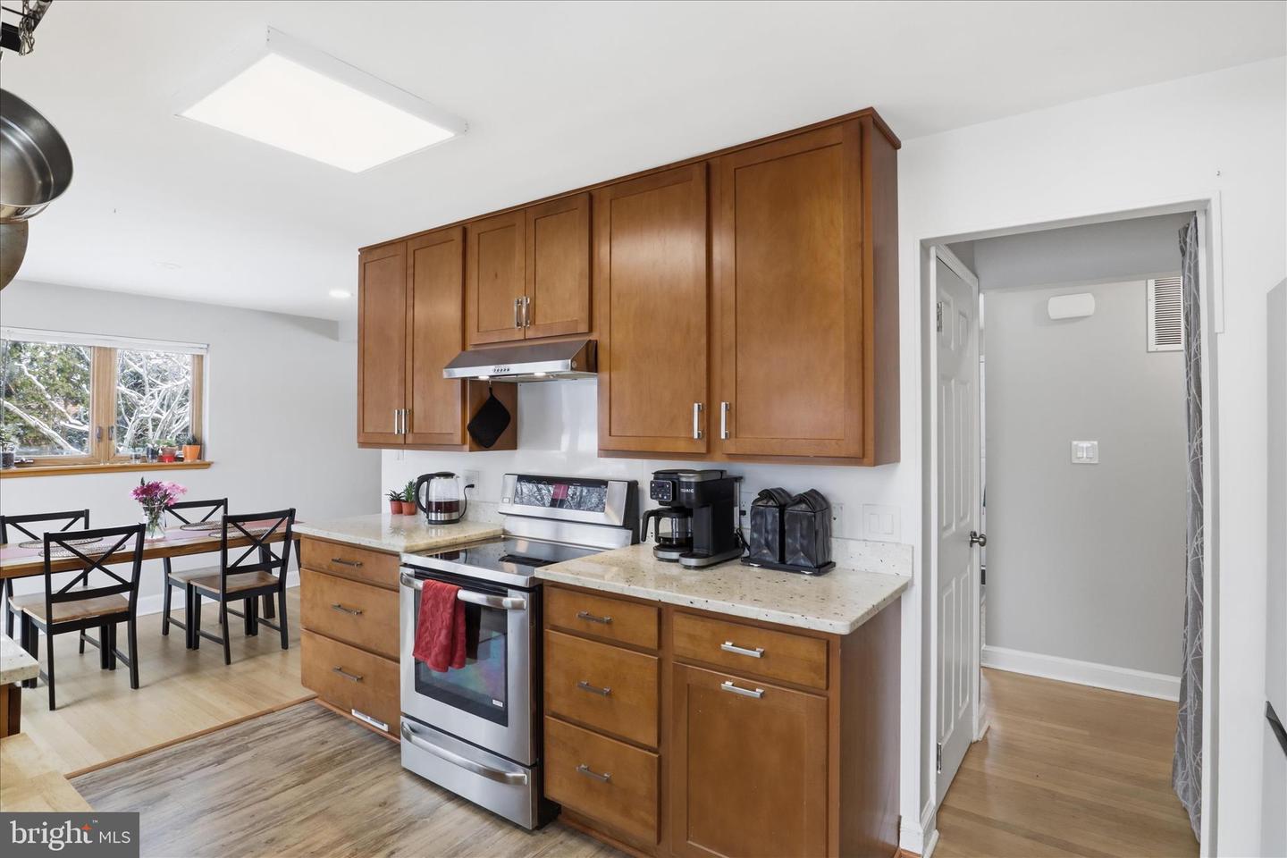 ANNANDALE, Virginia 22003, 4 Bedrooms Bedrooms, ,2 BathroomsBathrooms,Residential,For sale,VAFX2292328 MLS # VAFX2292328