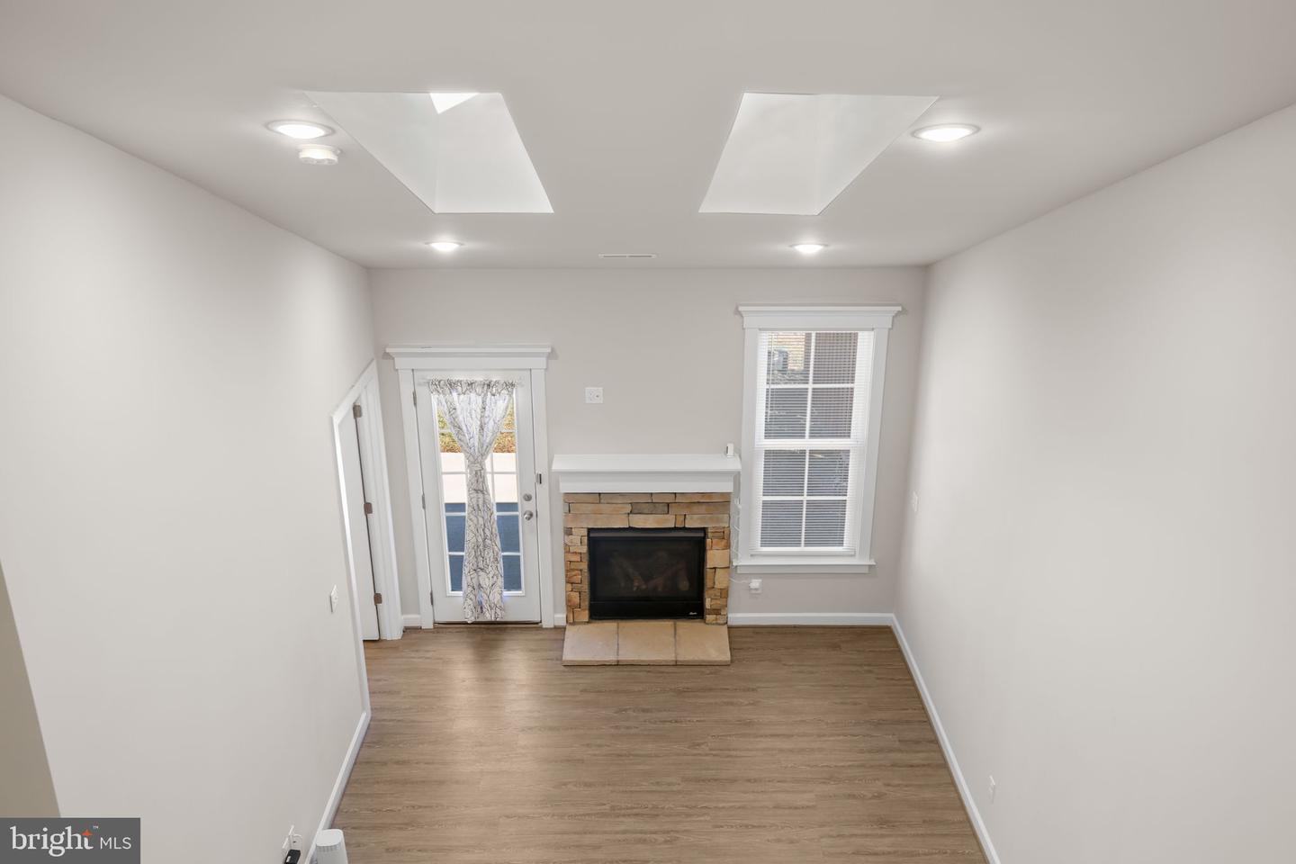 5711 FINLEY ROSE CT, FREDERICKSBURG, Virginia 22407, 3 Bedrooms Bedrooms, ,2 BathroomsBathrooms,Residential,For sale,5711 FINLEY ROSE CT,VASP2039522 MLS # VASP2039522