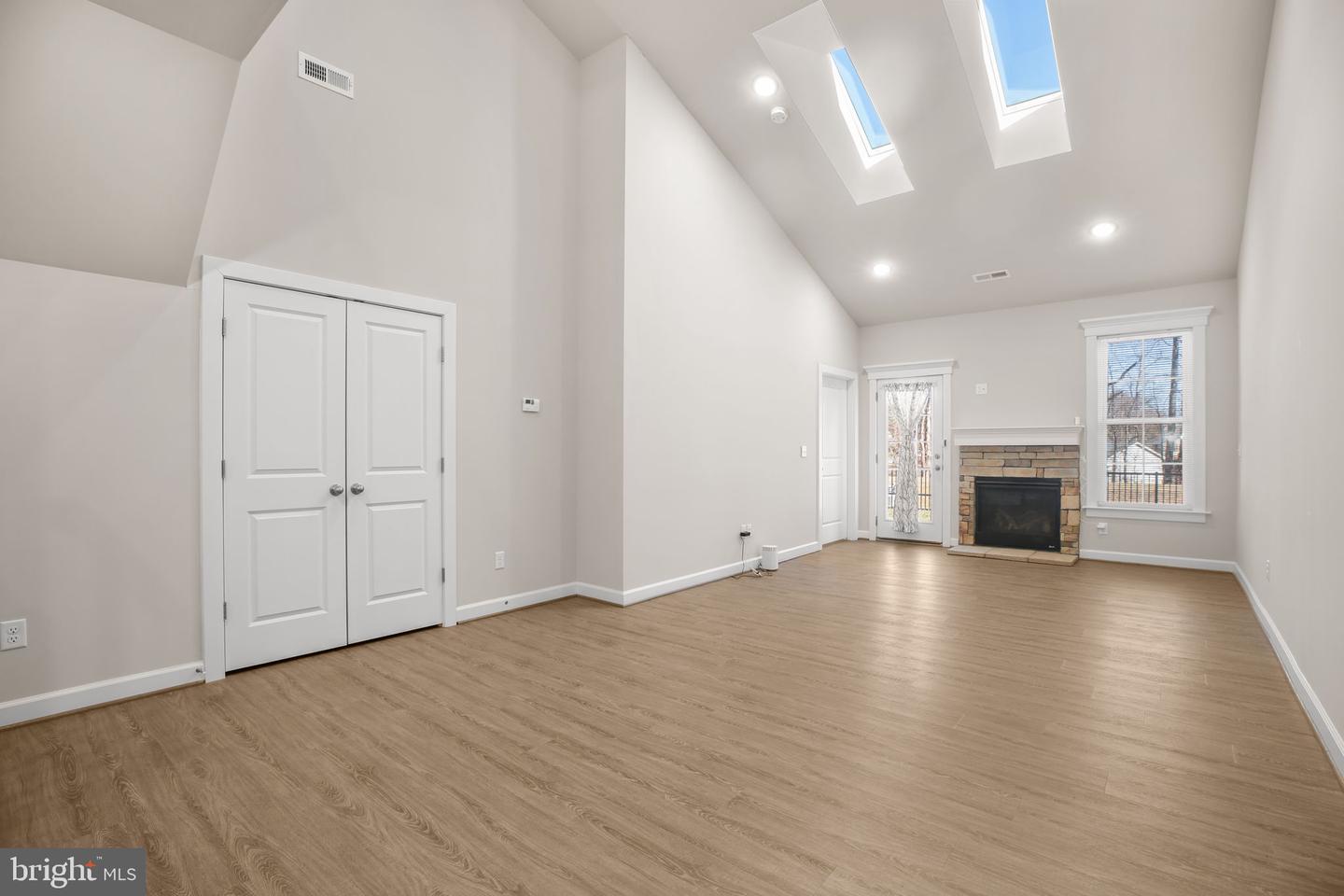 5711 FINLEY ROSE CT, FREDERICKSBURG, Virginia 22407, 3 Bedrooms Bedrooms, ,2 BathroomsBathrooms,Residential,For sale,5711 FINLEY ROSE CT,VASP2039522 MLS # VASP2039522