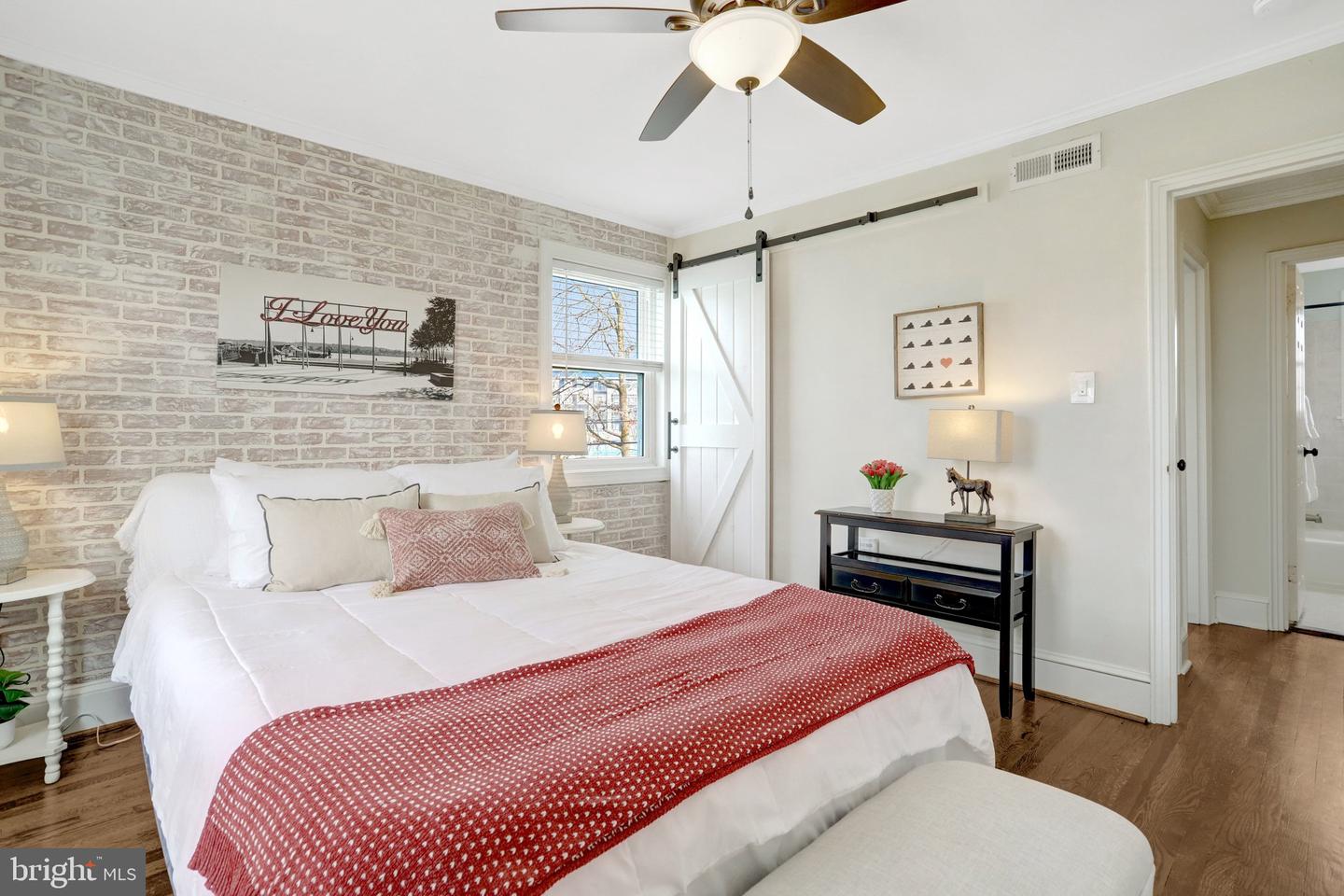 527 DUNCAN AVE, ALEXANDRIA, Virginia 22301, 2 Bedrooms Bedrooms, ,1 BathroomBathrooms,Residential,For sale,527 DUNCAN AVE,VAAX2054458 MLS # VAAX2054458