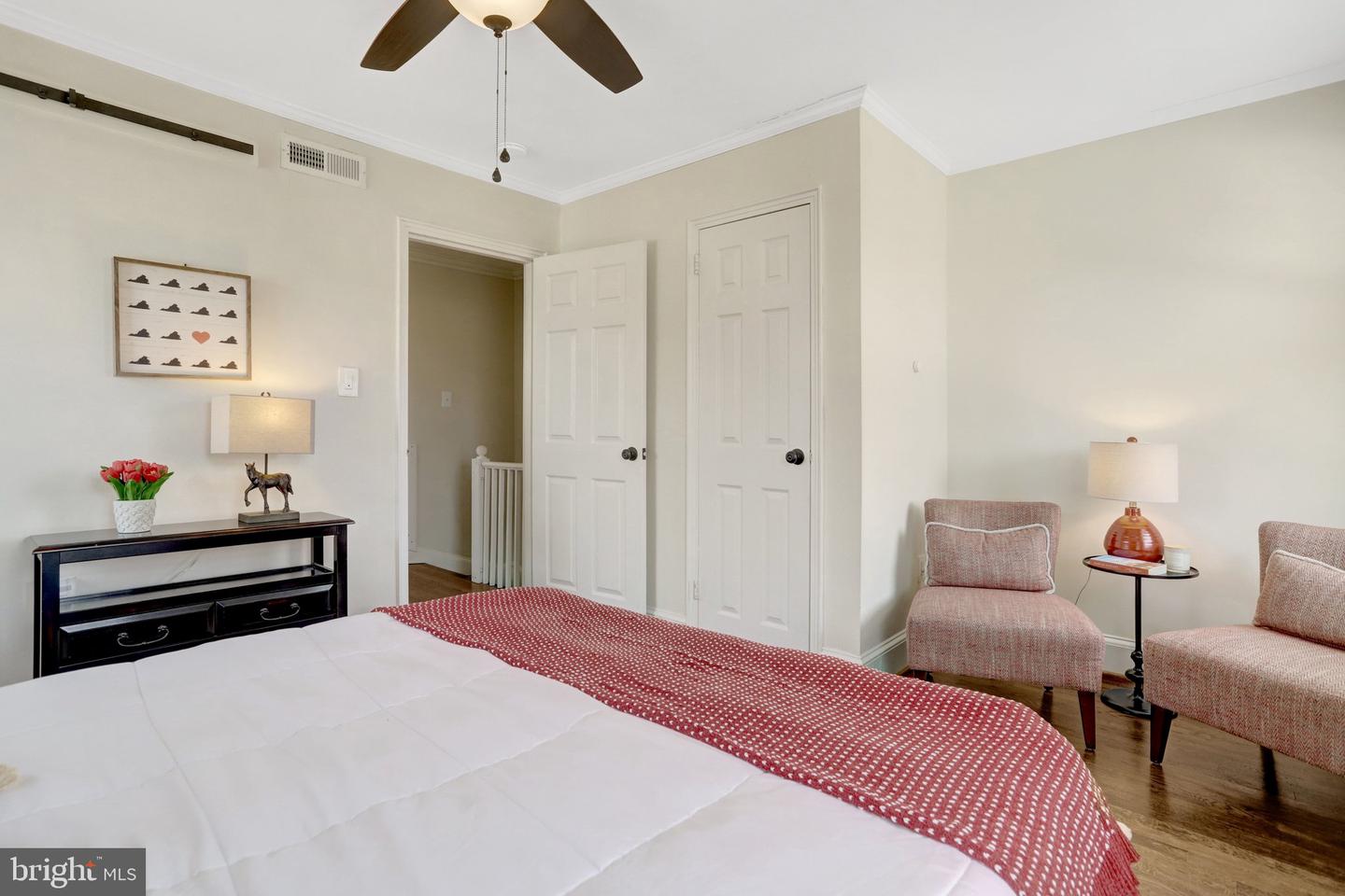 527 DUNCAN AVE, ALEXANDRIA, Virginia 22301, 2 Bedrooms Bedrooms, ,1 BathroomBathrooms,Residential,For sale,527 DUNCAN AVE,VAAX2054458 MLS # VAAX2054458