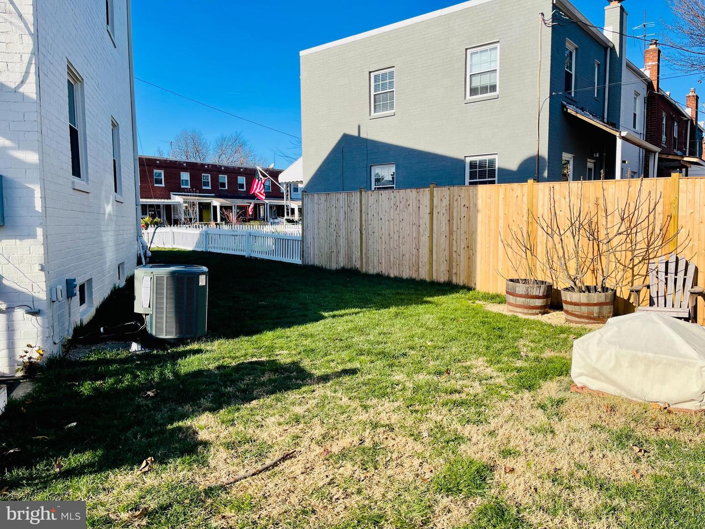 527 DUNCAN AVE, ALEXANDRIA, Virginia 22301, 2 Bedrooms Bedrooms, ,1 BathroomBathrooms,Residential,For sale,527 DUNCAN AVE,VAAX2054458 MLS # VAAX2054458