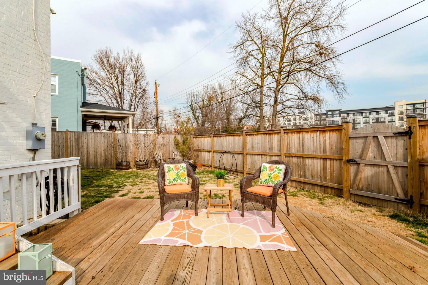 527 DUNCAN AVE, ALEXANDRIA, Virginia 22301, 2 Bedrooms Bedrooms, ,1 BathroomBathrooms,Residential,For sale,527 DUNCAN AVE,VAAX2054458 MLS # VAAX2054458