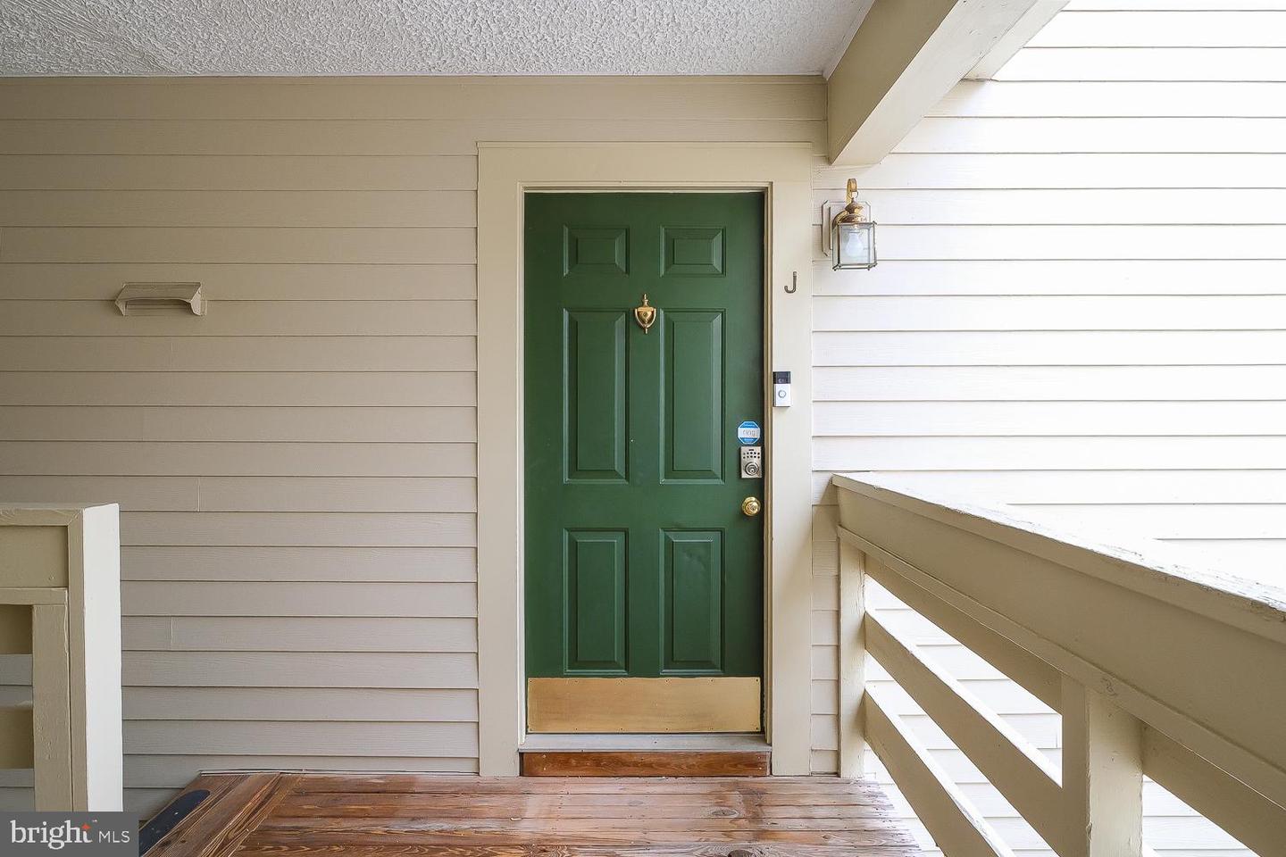 2224 SPRINGWOOD DR #J, RESTON, Virginia 20191, 2 Bedrooms Bedrooms, ,1 BathroomBathrooms,Residential,For sale,2224 SPRINGWOOD DR #J,VAFX2292654 MLS # VAFX2292654