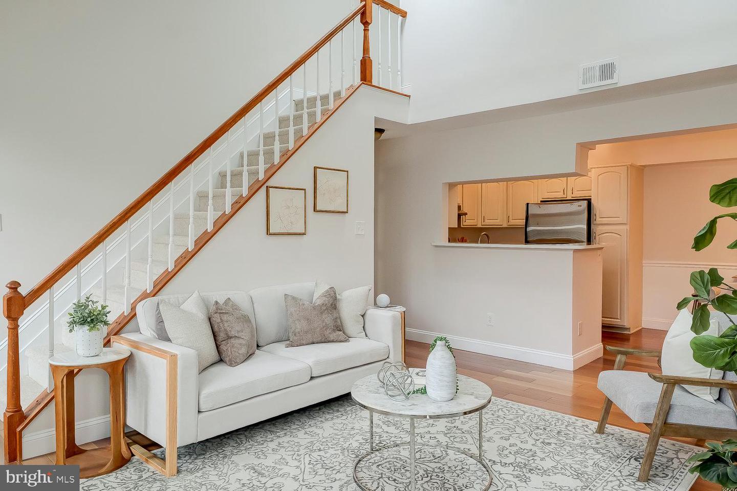 2224 SPRINGWOOD DR #J, RESTON, Virginia 20191, 2 Bedrooms Bedrooms, ,1 BathroomBathrooms,Residential,For sale,2224 SPRINGWOOD DR #J,VAFX2292654 MLS # VAFX2292654