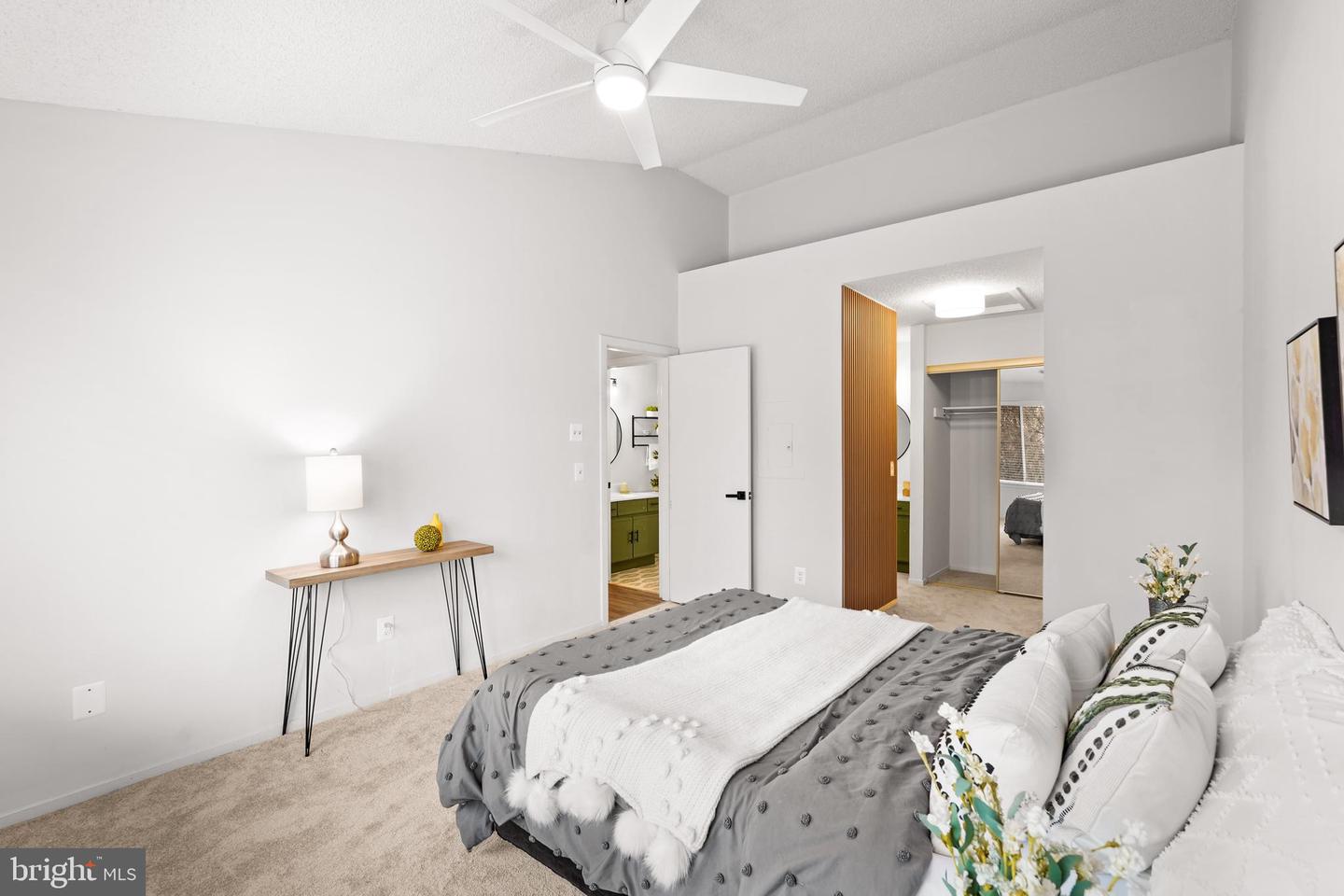 11731-E SUMMERCHASE CIR #1731E, RESTON, Virginia 20194, 2 Bedrooms Bedrooms, ,1 BathroomBathrooms,Residential,For sale,11731-E SUMMERCHASE CIR #1731E,VAFX2292754 MLS # VAFX2292754 11731-E SUMMERCHASE CIR #1731E, RESTON, Virginia 20194, 2 Bedrooms Bedrooms, ,1 BathroomBathrooms,Residential,For sale,11731-E SUMMERCHASE CIR #1731E,VAFX2292754 MLS # VAFX2292754