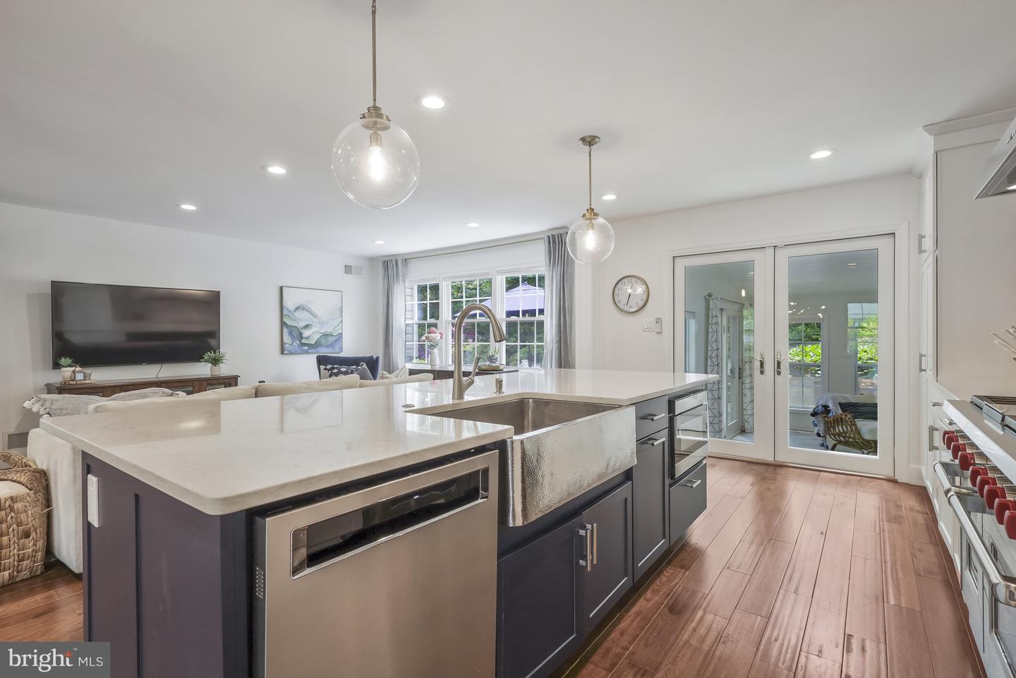 8625 APPLETON CT, ANNANDALE, Virginia 22003, 5 Bedrooms Bedrooms, 17 Rooms Rooms,2 BathroomsBathrooms,Residential,For sale,8625 APPLETON CT,VAFX2292888 MLS # VAFX2292888