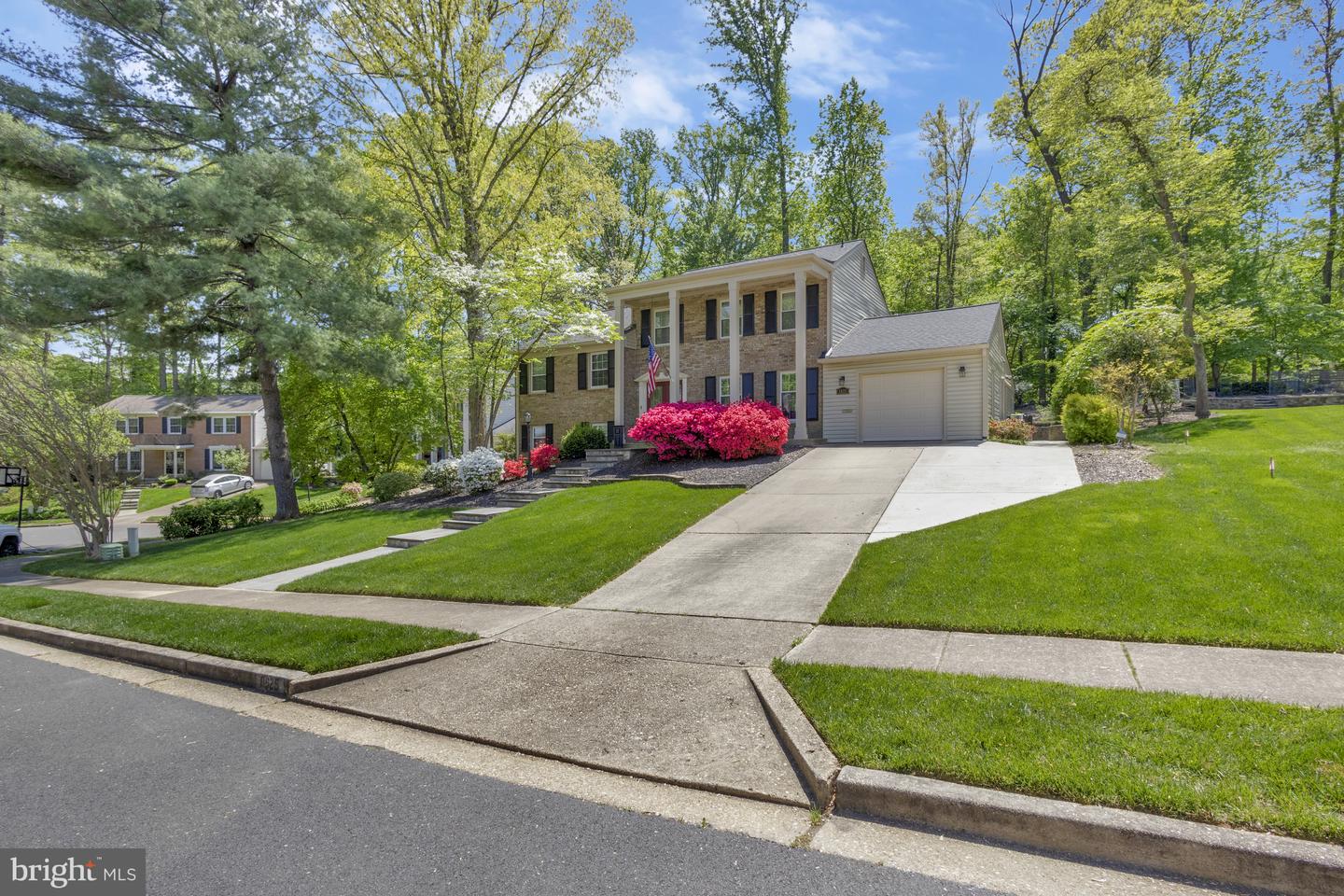 8625 APPLETON CT, ANNANDALE, Virginia 22003, 5 Bedrooms Bedrooms, 17 Rooms Rooms,2 BathroomsBathrooms,Residential,For sale,8625 APPLETON CT,VAFX2292888 MLS # VAFX2292888