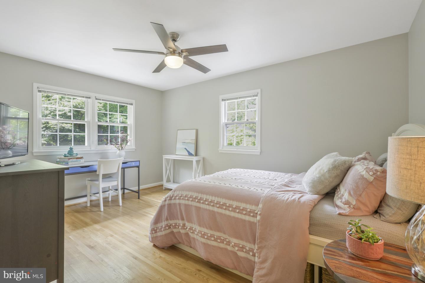 8625 APPLETON CT, ANNANDALE, Virginia 22003, 5 Bedrooms Bedrooms, 17 Rooms Rooms,2 BathroomsBathrooms,Residential,For sale,8625 APPLETON CT,VAFX2292888 MLS # VAFX2292888