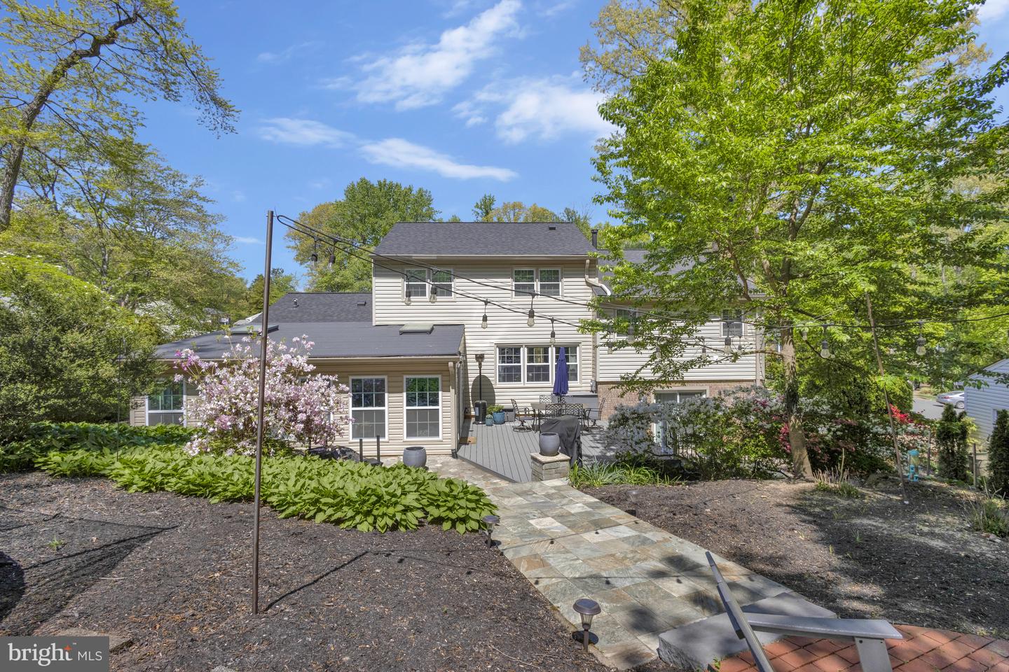 8625 APPLETON CT, ANNANDALE, Virginia 22003, 5 Bedrooms Bedrooms, 17 Rooms Rooms,2 BathroomsBathrooms,Residential,For sale,8625 APPLETON CT,VAFX2292888 MLS # VAFX2292888