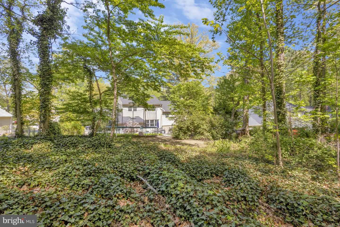 8625 APPLETON CT, ANNANDALE, Virginia 22003, 5 Bedrooms Bedrooms, 17 Rooms Rooms,2 BathroomsBathrooms,Residential,For sale,8625 APPLETON CT,VAFX2292888 MLS # VAFX2292888