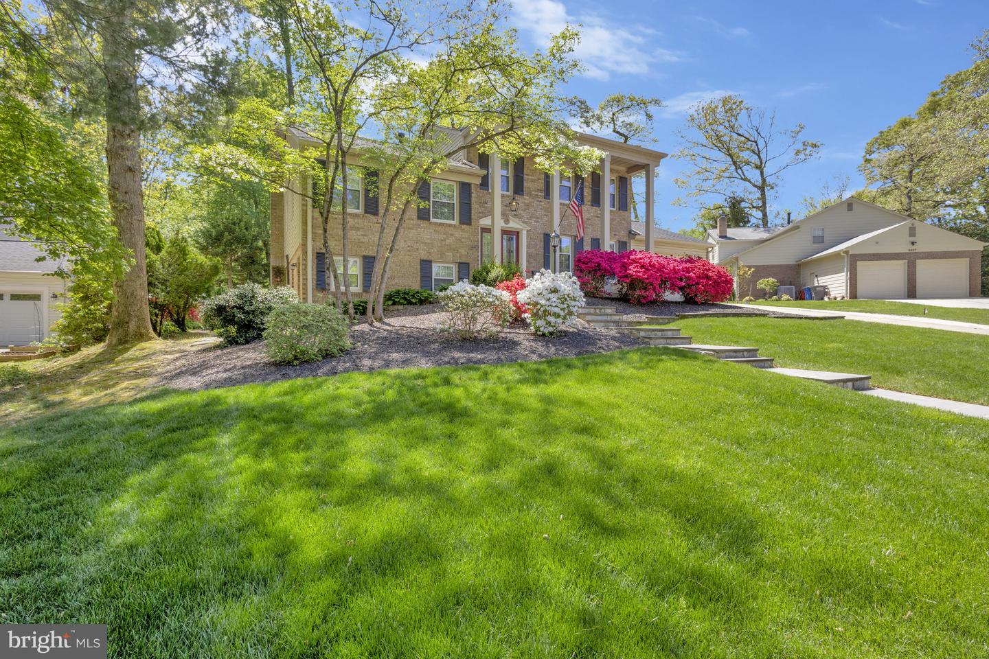 8625 APPLETON CT, ANNANDALE, Virginia 22003, 5 Bedrooms Bedrooms, 17 Rooms Rooms,2 BathroomsBathrooms,Residential,For sale,8625 APPLETON CT,VAFX2292888 MLS # VAFX2292888