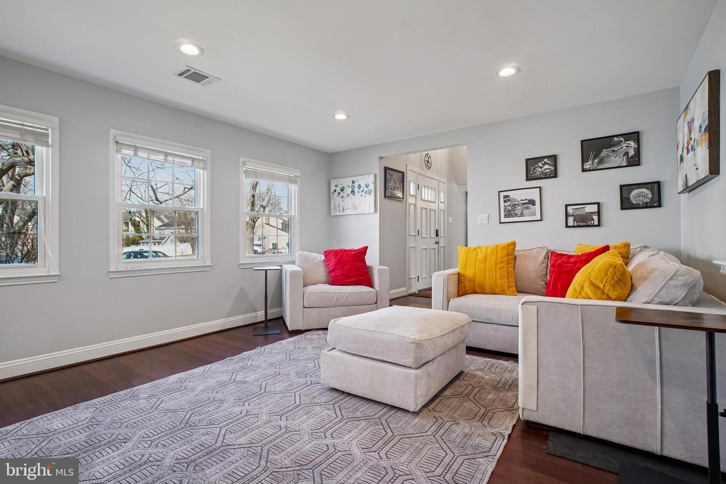 2205 HERMAN CT, HERNDON, Virginia 20170, 4 Bedrooms Bedrooms, ,2 BathroomsBathrooms,Residential,For sale,2205 HERMAN CT,VAFX2292920 MLS # VAFX2292920