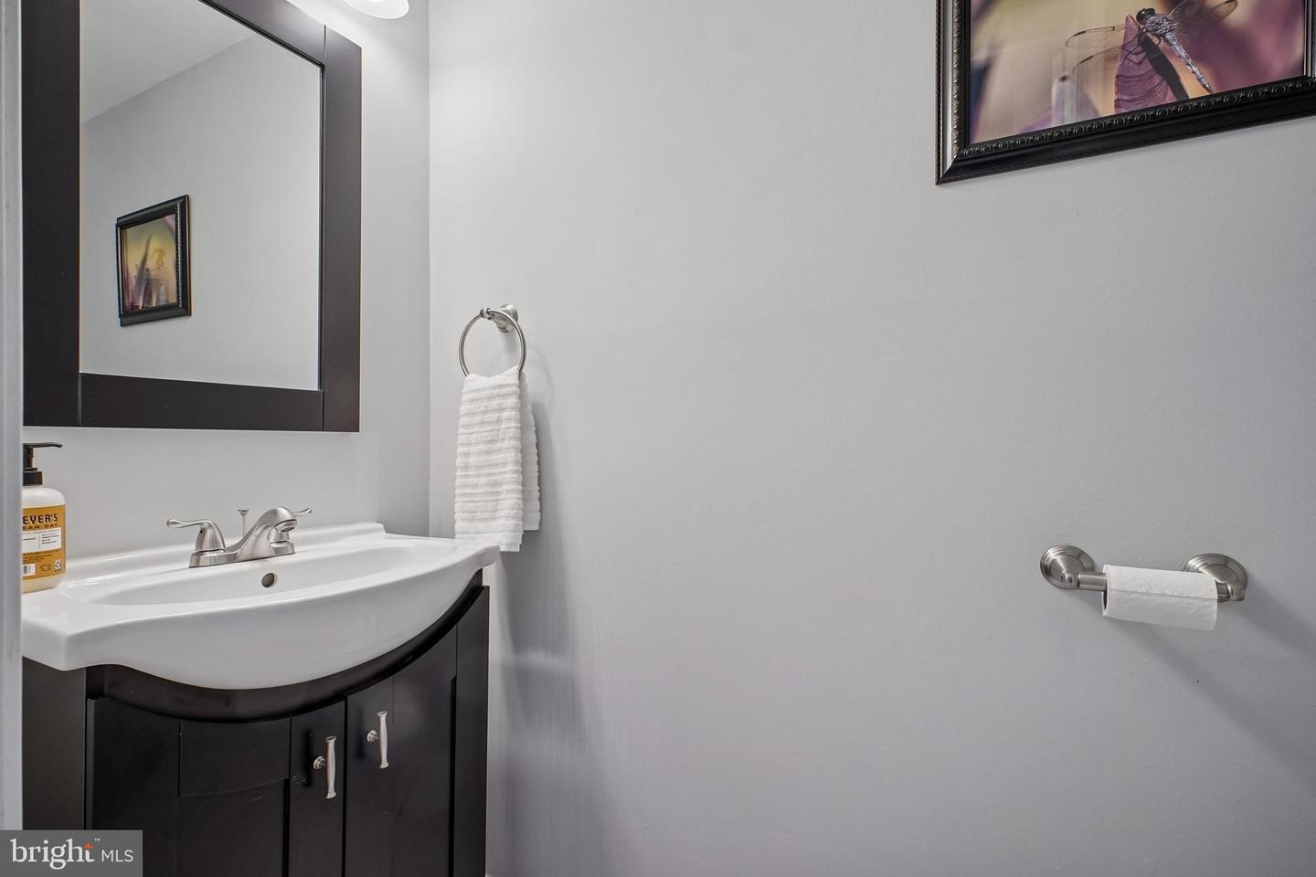 2205 HERMAN CT, HERNDON, Virginia 20170, 4 Bedrooms Bedrooms, ,2 BathroomsBathrooms,Residential,For sale,2205 HERMAN CT,VAFX2292920 MLS # VAFX2292920