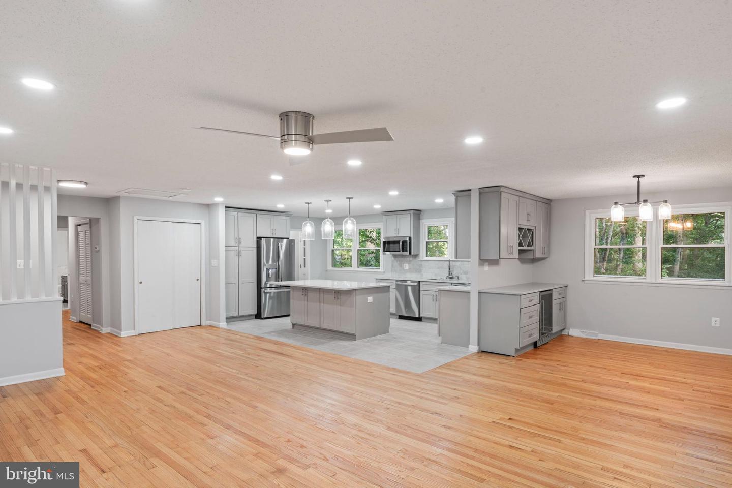 STAFFORD, Virginia 22554, 5 Bedrooms Bedrooms, 14 Rooms Rooms,3 BathroomsBathrooms,Residential,For sale,VAST2046470 MLS # VAST2046470