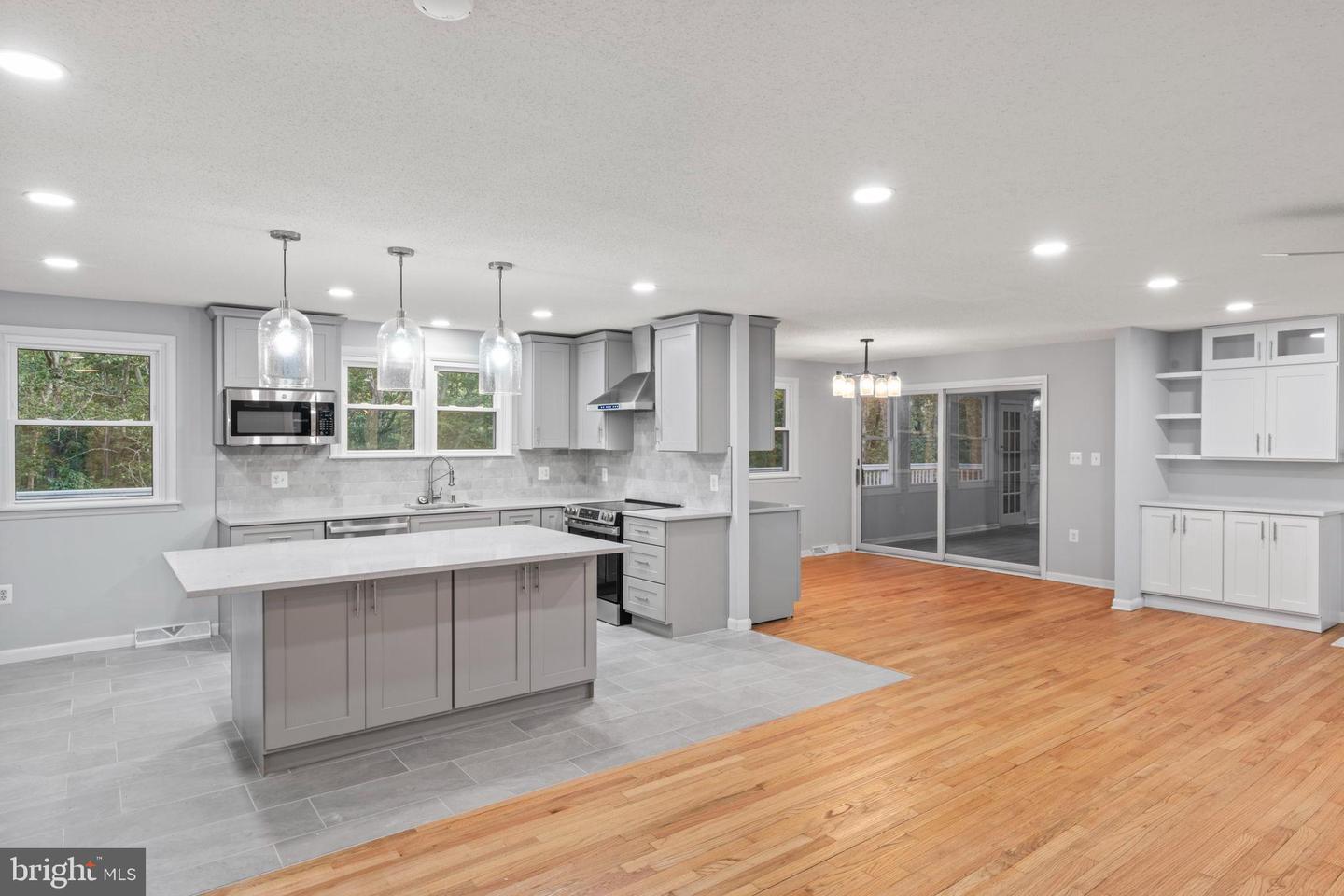 STAFFORD, Virginia 22554, 5 Bedrooms Bedrooms, 14 Rooms Rooms,3 BathroomsBathrooms,Residential,For sale,VAST2046470 MLS # VAST2046470