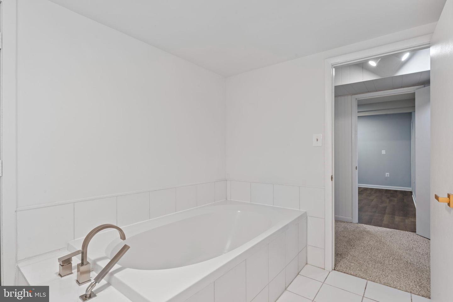 STAFFORD, Virginia 22554, 5 Bedrooms Bedrooms, 14 Rooms Rooms,3 BathroomsBathrooms,Residential,For sale,VAST2046470 MLS # VAST2046470