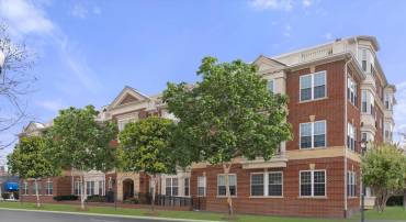 828 SLATERS LN #302, ALEXANDRIA, Virginia 22314, 2 Bedrooms Bedrooms, ,2 BathroomsBathrooms,Residential,For sale,828 SLATERS LN #302,VAAX2054528 MLS # VAAX2054528