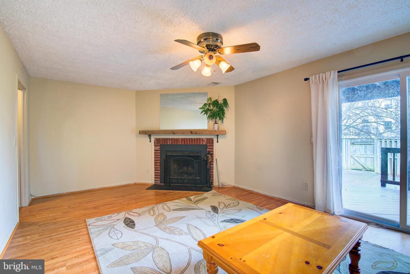 3346 OAKSHADE CT, FAIRFAX, Virginia 22033, 3 Bedrooms Bedrooms, ,3 BathroomsBathrooms,Residential,For sale,3346 OAKSHADE CT,VAFX2293018 MLS # VAFX2293018