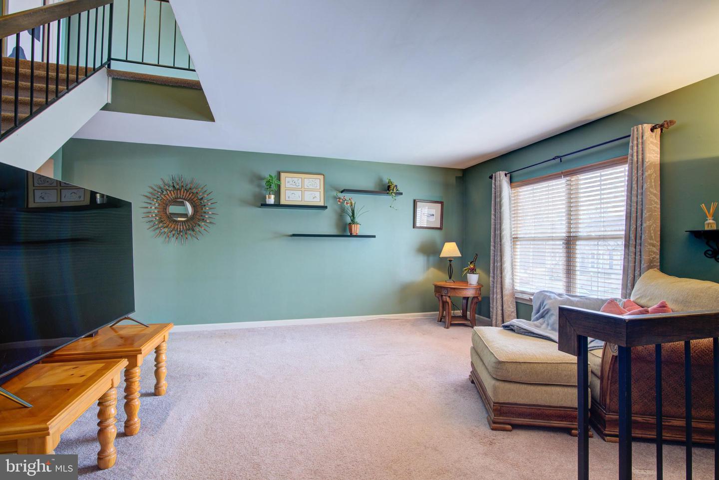 3346 OAKSHADE CT, FAIRFAX, Virginia 22033, 3 Bedrooms Bedrooms, ,3 BathroomsBathrooms,Residential,For sale,3346 OAKSHADE CT,VAFX2293018 MLS # VAFX2293018