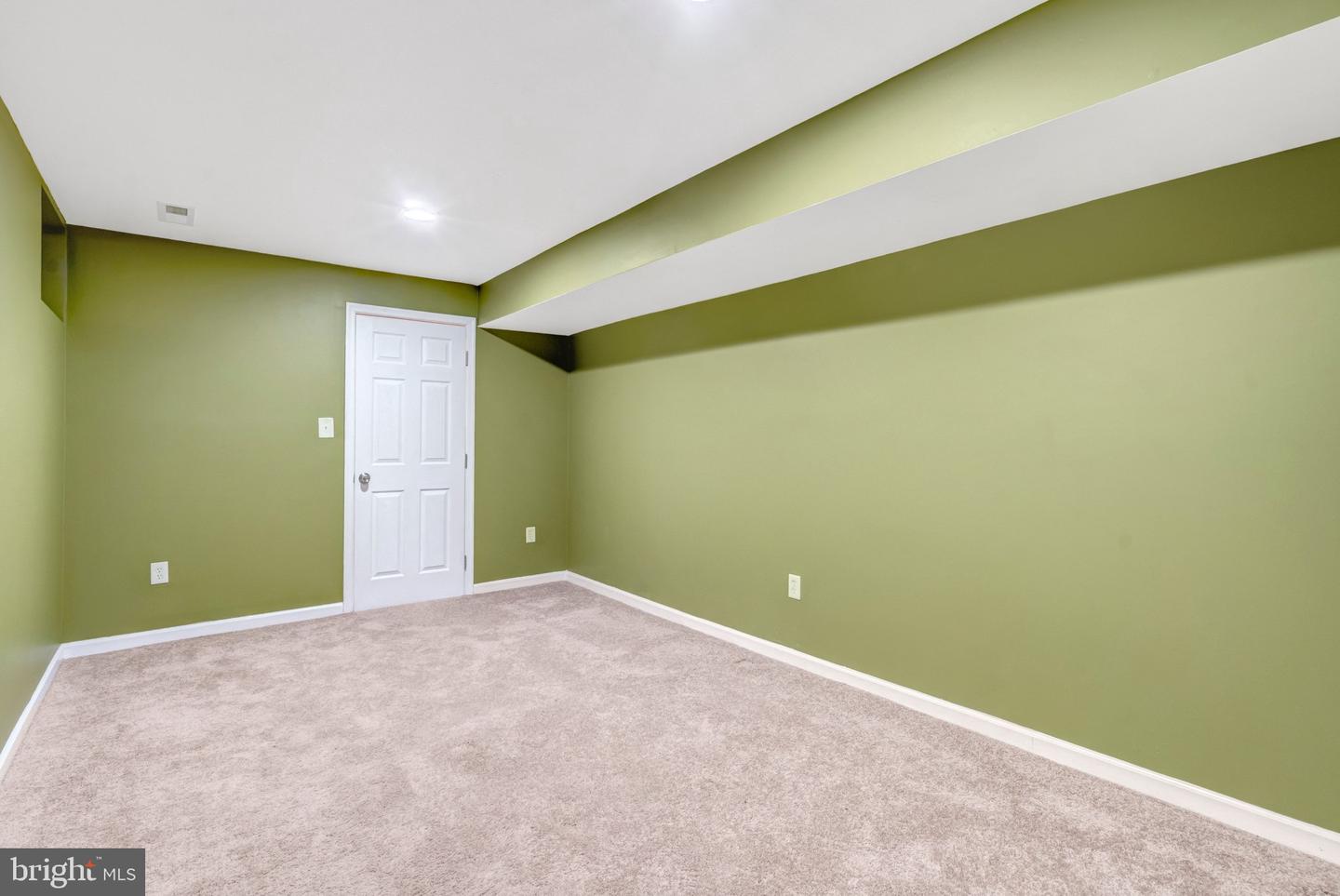 116 NORTHAMPTON BLVD, STAFFORD, Virginia 22554, 5 Bedrooms Bedrooms, ,3 BathroomsBathrooms,Residential,For sale,116 NORTHAMPTON BLVD,VAST2046474 MLS # VAST2046474