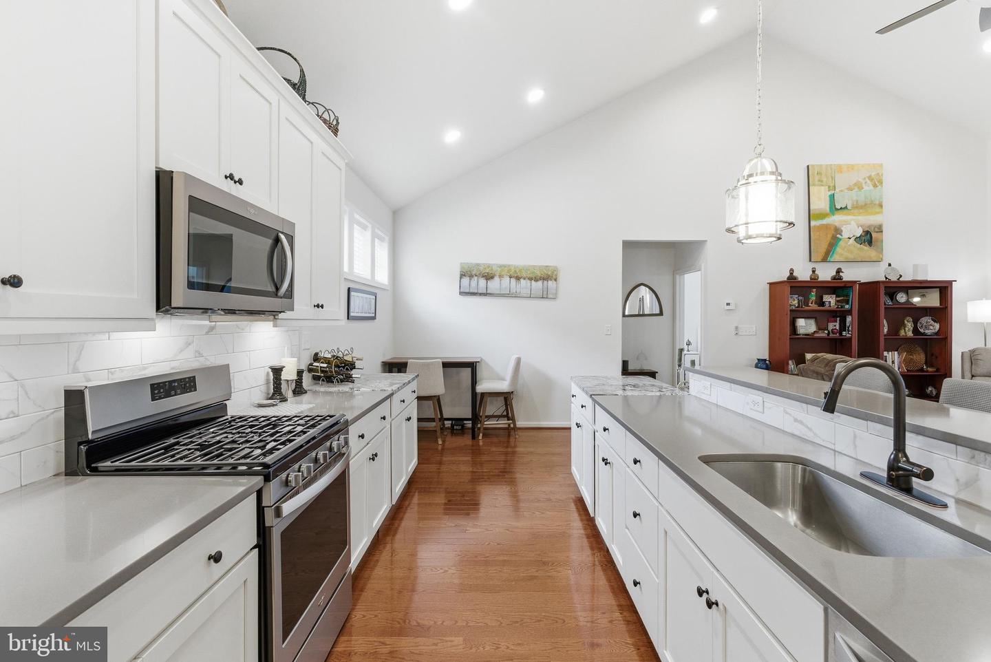 111 BLUETS DR, WHITE POST, Virginia 22663, 3 Bedrooms Bedrooms, 2 Rooms Rooms,2 BathroomsBathrooms,Residential,For sale,111 BLUETS DR,VAFV2039802 MLS # VAFV2039802