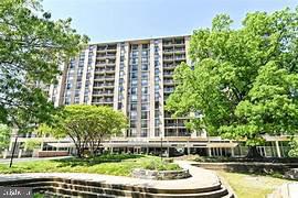 4600 S FOUR MILE RUN DR #1203, ARLINGTON, Virginia 22204, 3 Bedrooms Bedrooms, ,2 BathroomsBathrooms,Residential,For sale,4600 S FOUR MILE RUN DR #1203,VAAR2069368 MLS # VAAR2069368