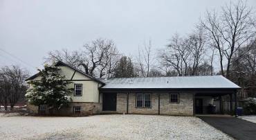 1600 CHAIN BRIDGE RD, MCLEAN, Virginia 22101, 3 Bedrooms Bedrooms, ,2 BathroomsBathrooms,Residential,For sale,1600 CHAIN BRIDGE RD,VAFX2293052 MLS # VAFX2293052