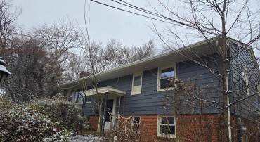 1608 CHAIN BRIDGE RD, MCLEAN, Virginia 22101, 4 Bedrooms Bedrooms, ,3 BathroomsBathrooms,Residential,For sale,1608 CHAIN BRIDGE RD,VAFX2293058 MLS # VAFX2293058