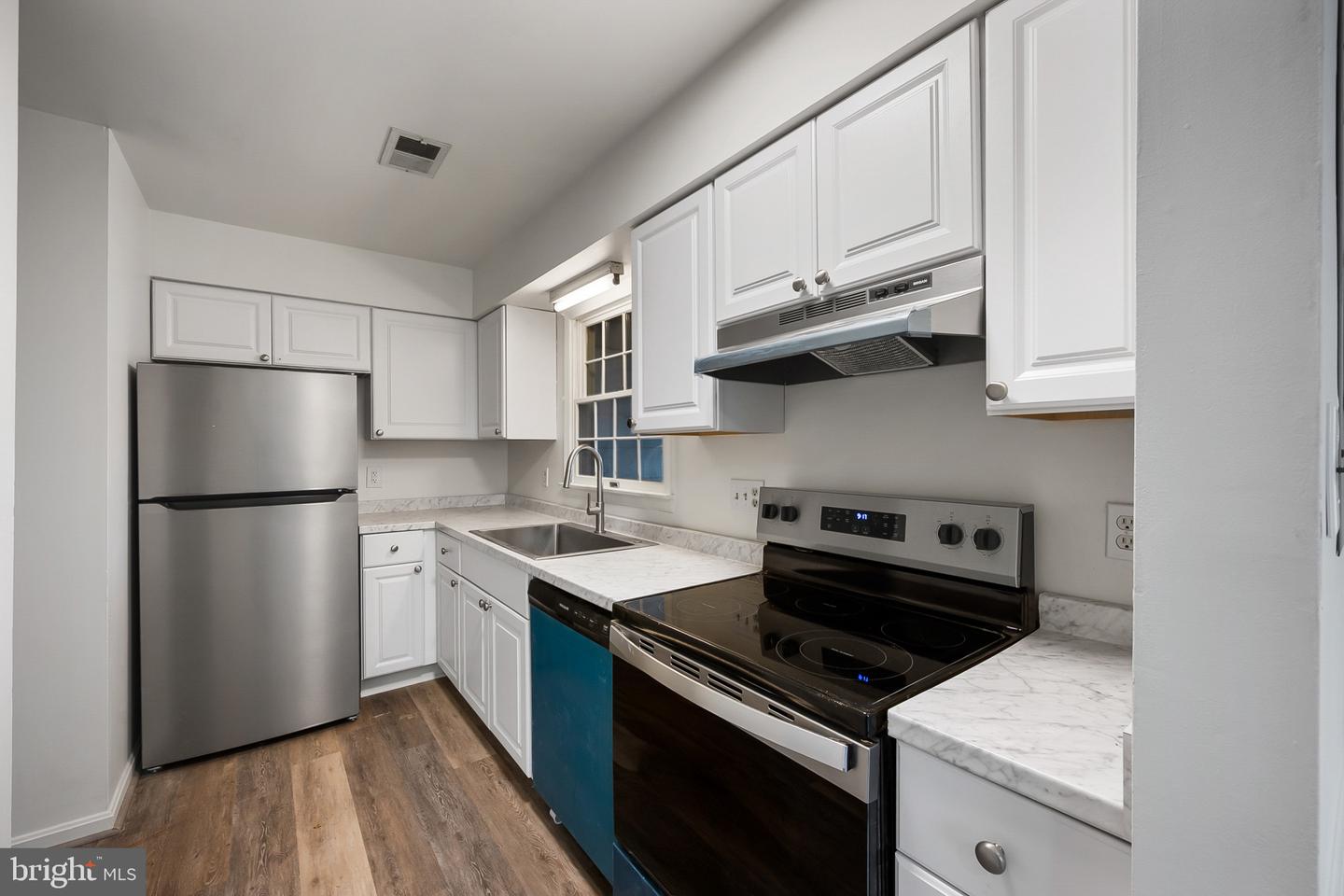 153 BUCKINGHAM DR, STEPHENS CITY, Virginia 22655, 3 Bedrooms Bedrooms, ,1 BathroomBathrooms,Residential,For sale,153 BUCKINGHAM DR,VAFV2039812 MLS # VAFV2039812