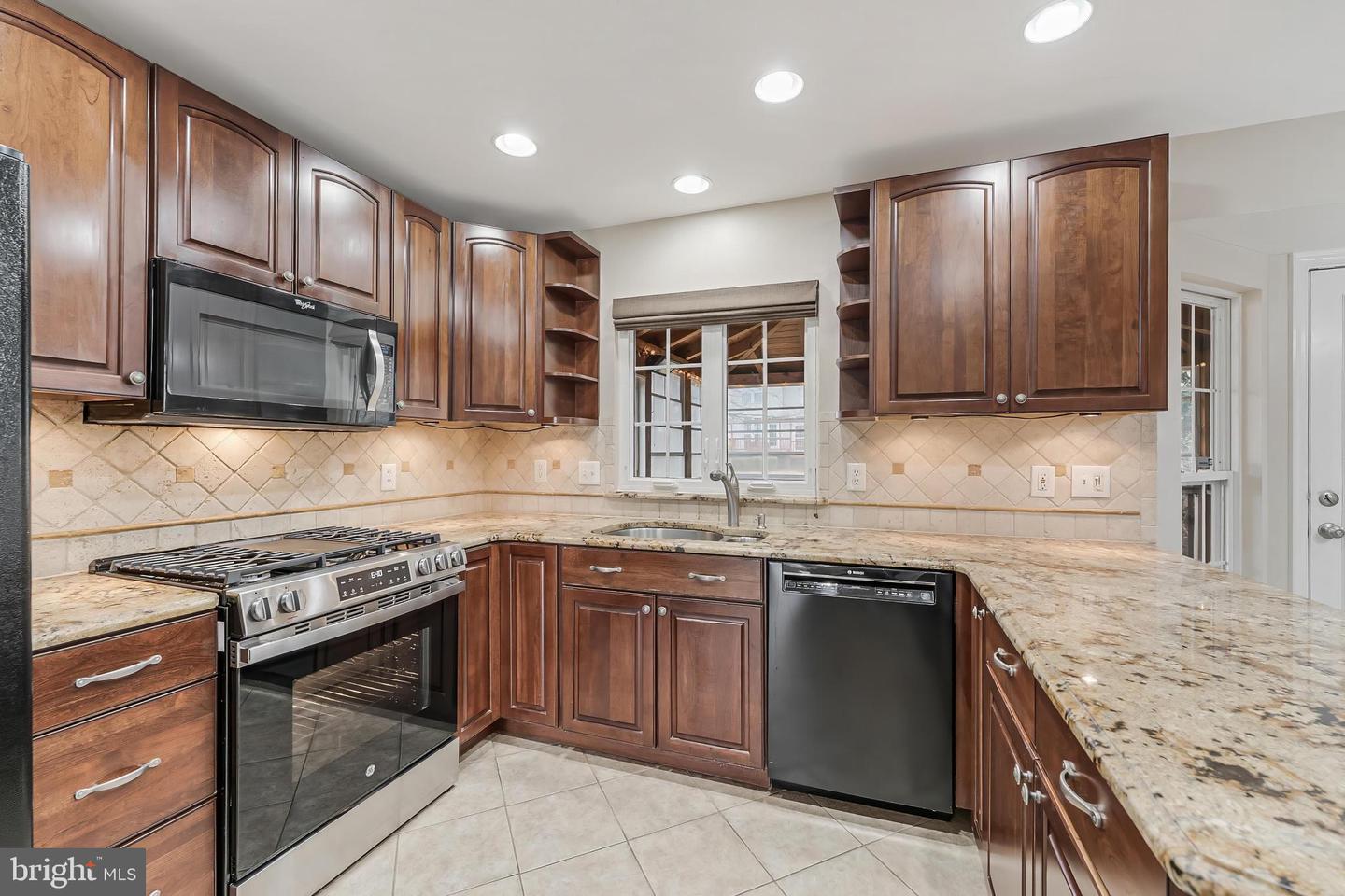 20721 SWEETAIR CT, ASHBURN, Virginia 20147, 4 Bedrooms Bedrooms, ,3 BathroomsBathrooms,Residential,For sale,20721 SWEETAIR CT,VALO2116910 MLS # VALO2116910