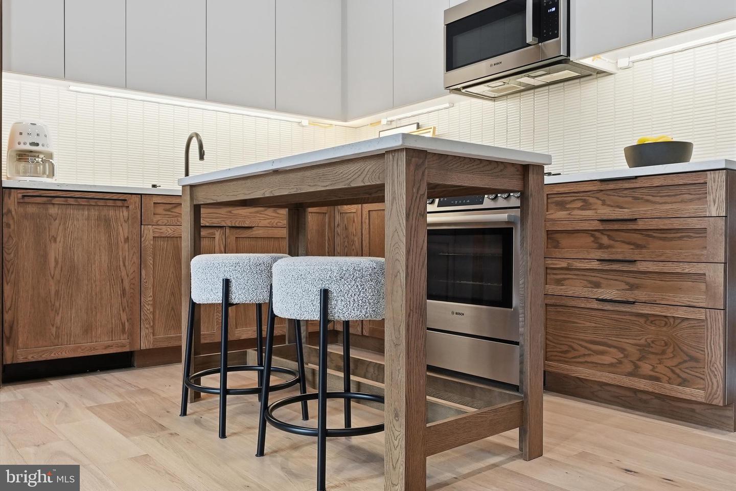 2525 PENNSYLVANIA AVE NW #301, WASHINGTON, District Of Columbia 20037, 2 Bedrooms Bedrooms, ,1 BathroomBathrooms,Residential,For sale,2525 PENNSYLVANIA AVE NW #301,DCDC2248218 MLS # DCDC2248218