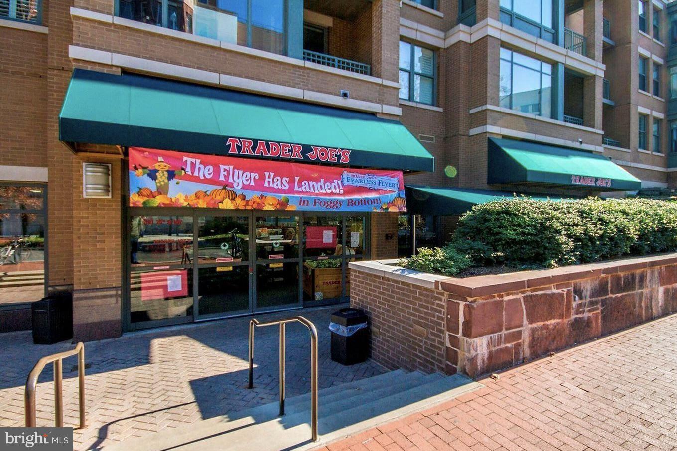 2525 PENNSYLVANIA AVE NW #301, WASHINGTON, District Of Columbia 20037, 2 Bedrooms Bedrooms, ,1 BathroomBathrooms,Residential,For sale,2525 PENNSYLVANIA AVE NW #301,DCDC2248218 MLS # DCDC2248218