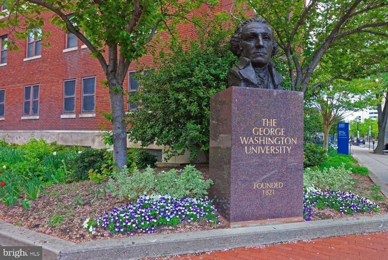 2525 PENNSYLVANIA AVE NW #301, WASHINGTON, District Of Columbia 20037, 2 Bedrooms Bedrooms, ,1 BathroomBathrooms,Residential,For sale,2525 PENNSYLVANIA AVE NW #301,DCDC2248218 MLS # DCDC2248218