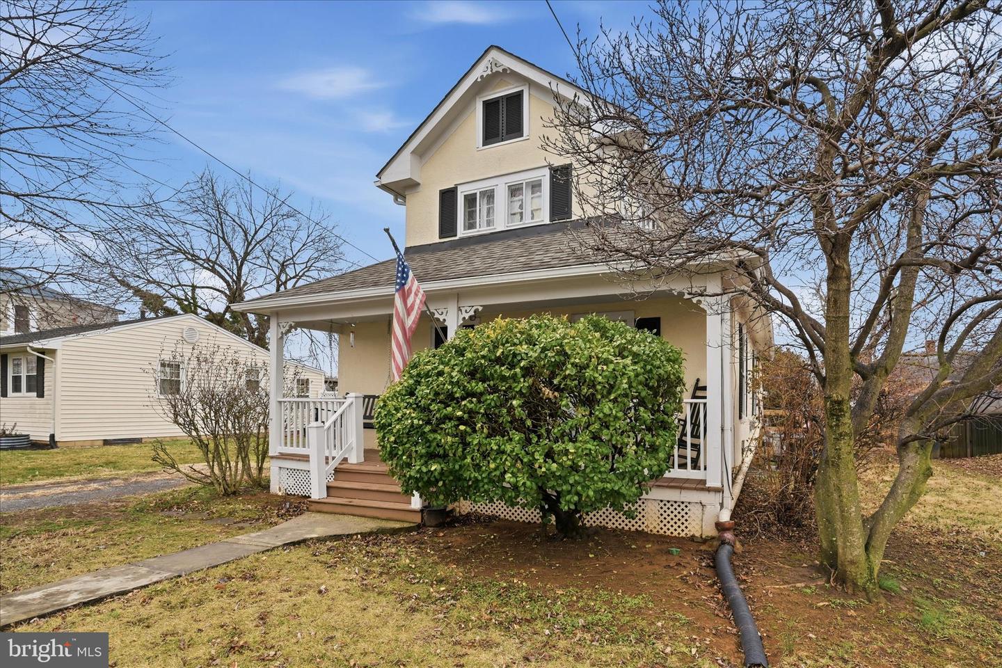 939 WOODLAND AVE, WINCHESTER, Virginia 22601, 2 Bedrooms Bedrooms, ,2 BathroomsBathrooms,Residential,For sale,939 WOODLAND AVE,VAWI2010076 MLS # VAWI2010076