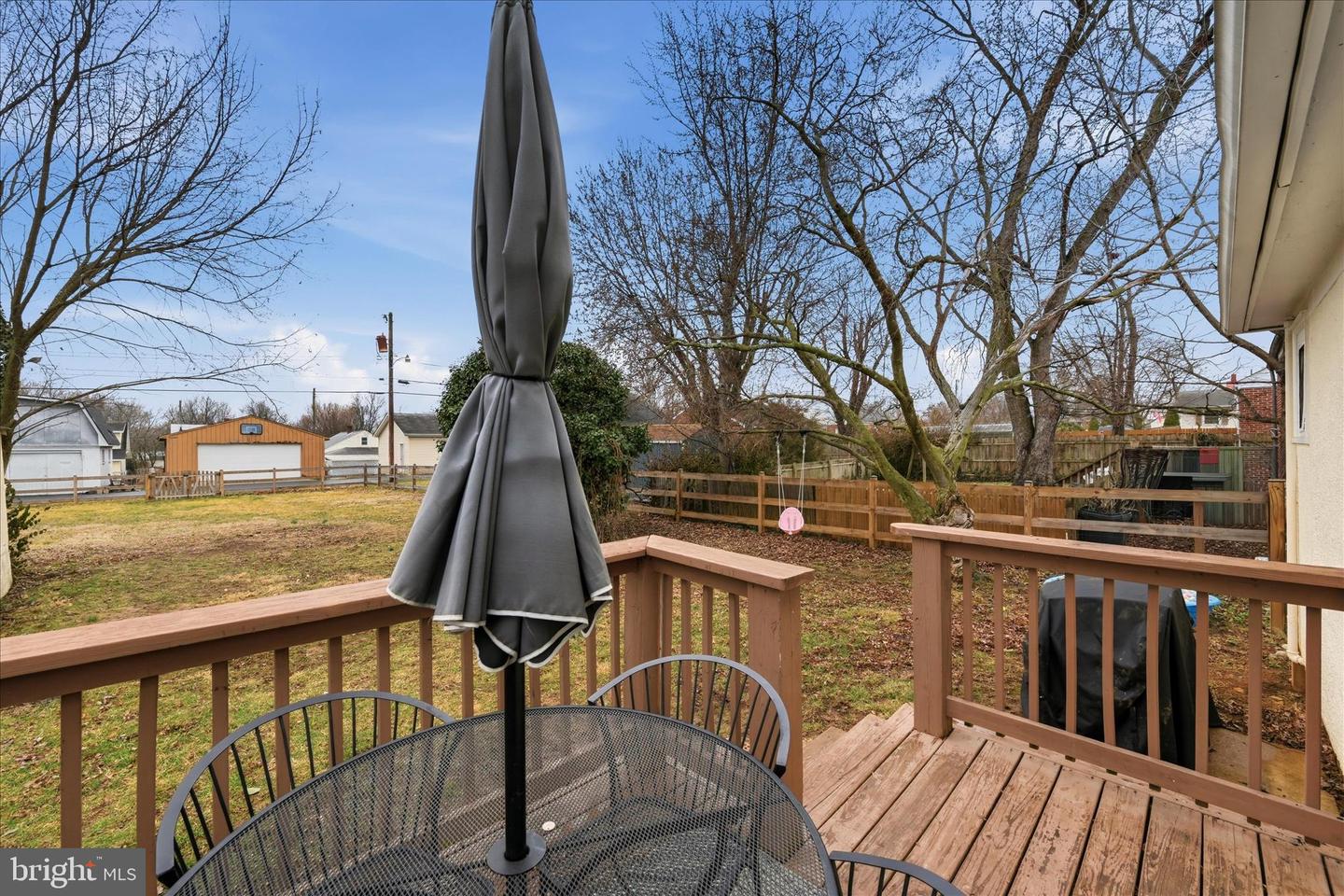 939 WOODLAND AVE, WINCHESTER, Virginia 22601, 2 Bedrooms Bedrooms, ,2 BathroomsBathrooms,Residential,For sale,939 WOODLAND AVE,VAWI2010076 MLS # VAWI2010076