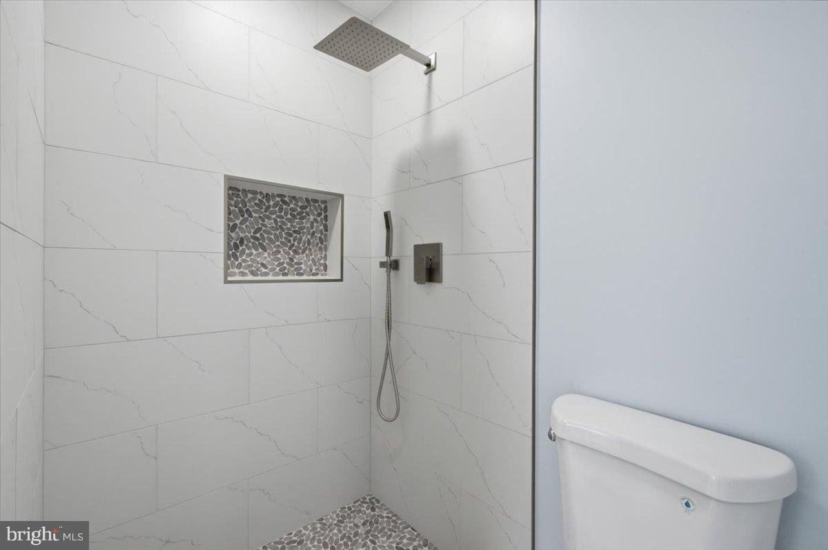 6174 LIBRARY LN, BEALETON, Virginia 22712, 3 Bedrooms Bedrooms, 7 Rooms Rooms,2 BathroomsBathrooms,Residential,For sale,6174 LIBRARY LN,VAFQ2020774 MLS # VAFQ2020774