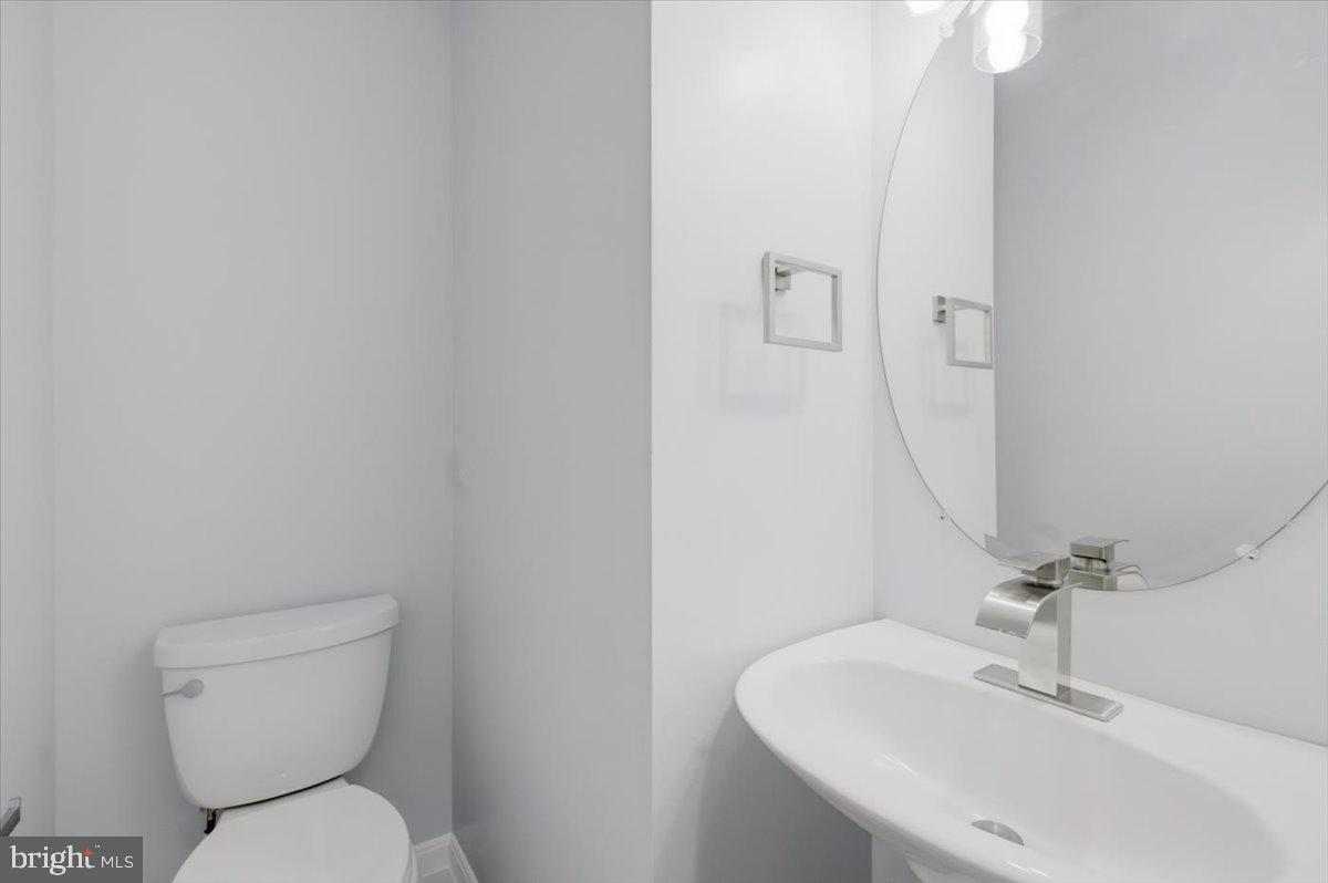 6174 LIBRARY LN, BEALETON, Virginia 22712, 3 Bedrooms Bedrooms, 7 Rooms Rooms,2 BathroomsBathrooms,Residential,For sale,6174 LIBRARY LN,VAFQ2020774 MLS # VAFQ2020774