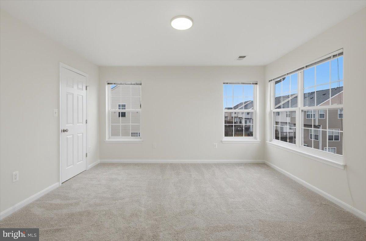 6174 LIBRARY LN, BEALETON, Virginia 22712, 3 Bedrooms Bedrooms, 7 Rooms Rooms,2 BathroomsBathrooms,Residential,For sale,6174 LIBRARY LN,VAFQ2020774 MLS # VAFQ2020774