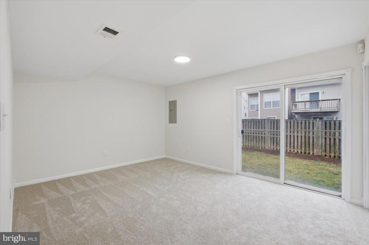 6174 LIBRARY LN, BEALETON, Virginia 22712, 3 Bedrooms Bedrooms, 7 Rooms Rooms,2 BathroomsBathrooms,Residential,For sale,6174 LIBRARY LN,VAFQ2020774 MLS # VAFQ2020774