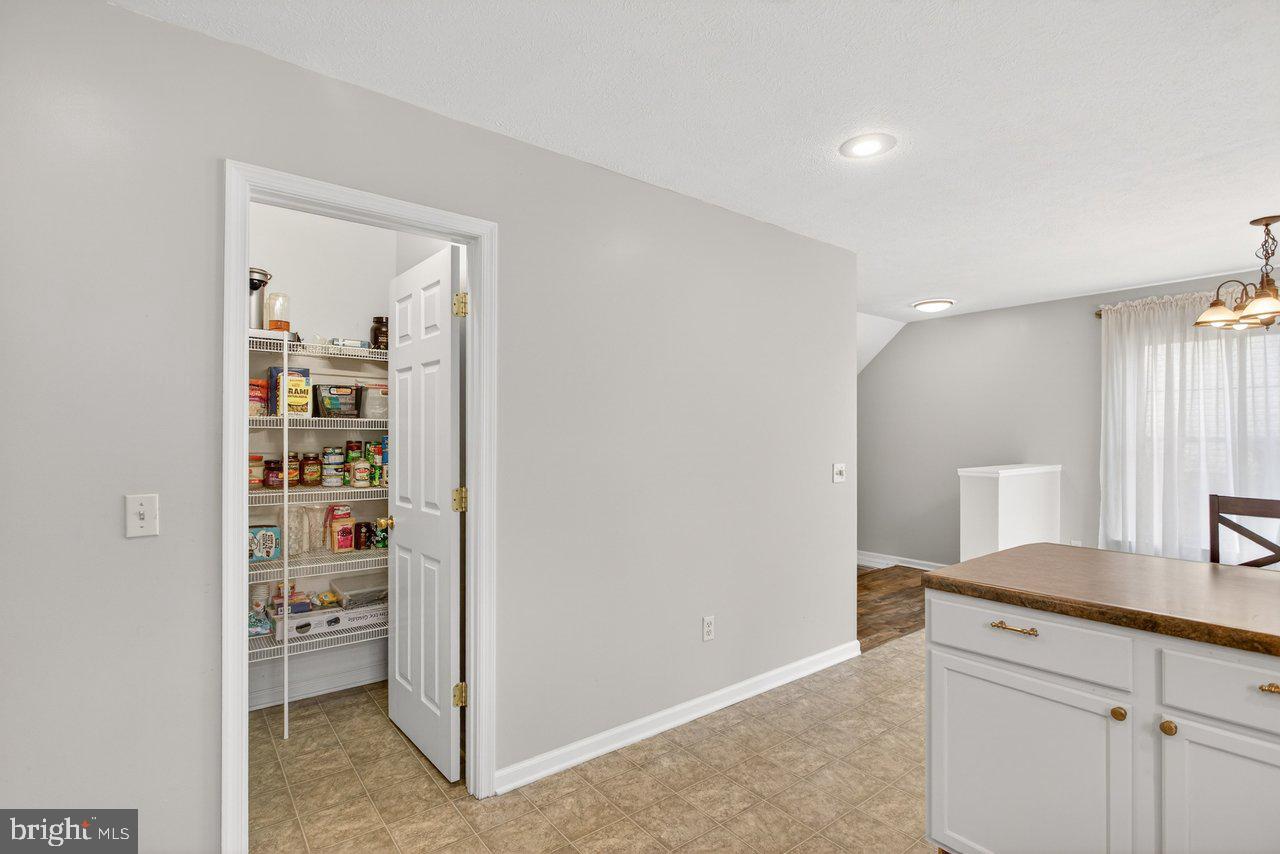 573 POINTE DR, HARRISONBURG, Virginia 22801, 3 Bedrooms Bedrooms, ,2 BathroomsBathrooms,Residential,For sale,573 POINTE DR,VAHC2000566 MLS # VAHC2000566