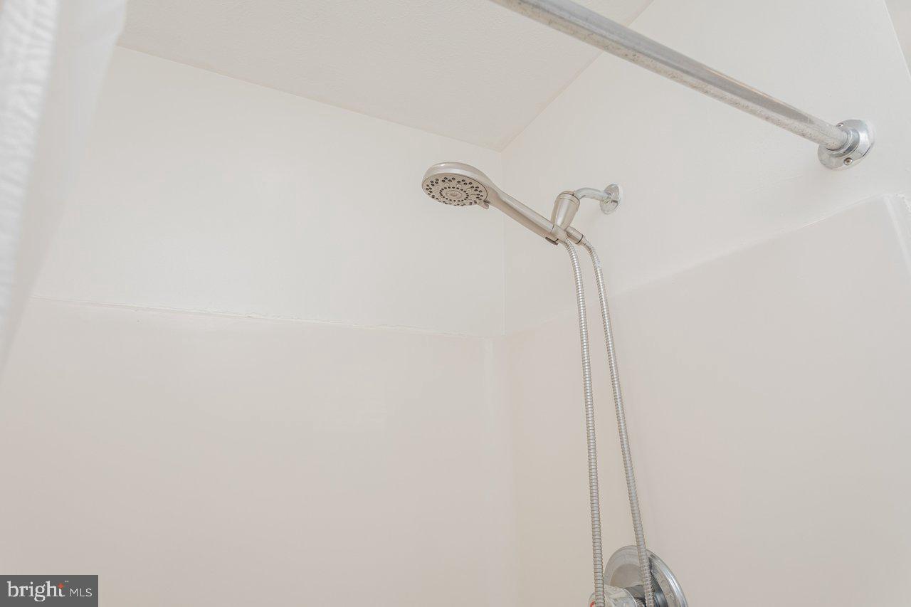 573 POINTE DR, HARRISONBURG, Virginia 22801, 3 Bedrooms Bedrooms, ,2 BathroomsBathrooms,Residential,For sale,573 POINTE DR,VAHC2000566 MLS # VAHC2000566