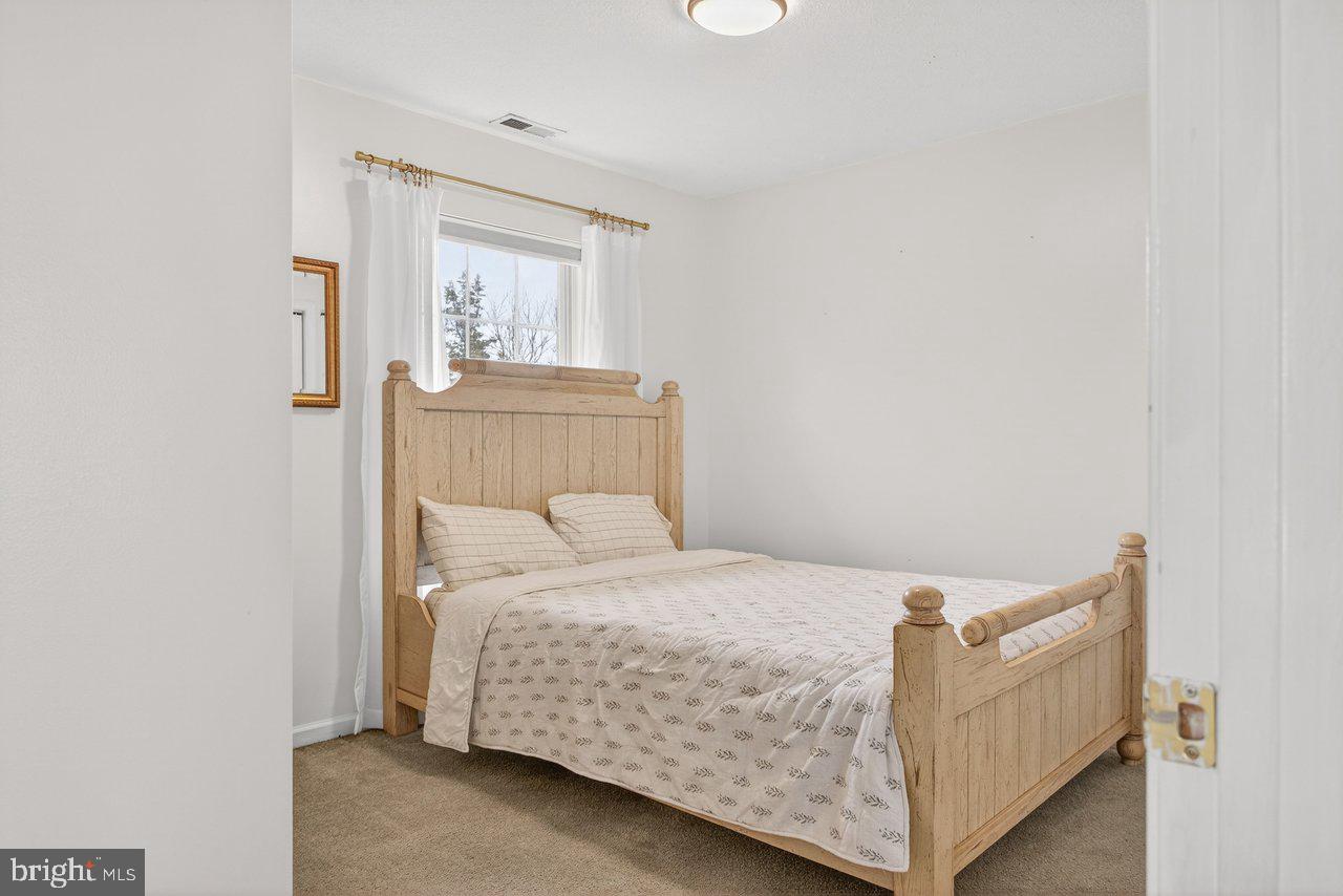 573 POINTE DR, HARRISONBURG, Virginia 22801, 3 Bedrooms Bedrooms, ,2 BathroomsBathrooms,Residential,For sale,573 POINTE DR,VAHC2000566 MLS # VAHC2000566