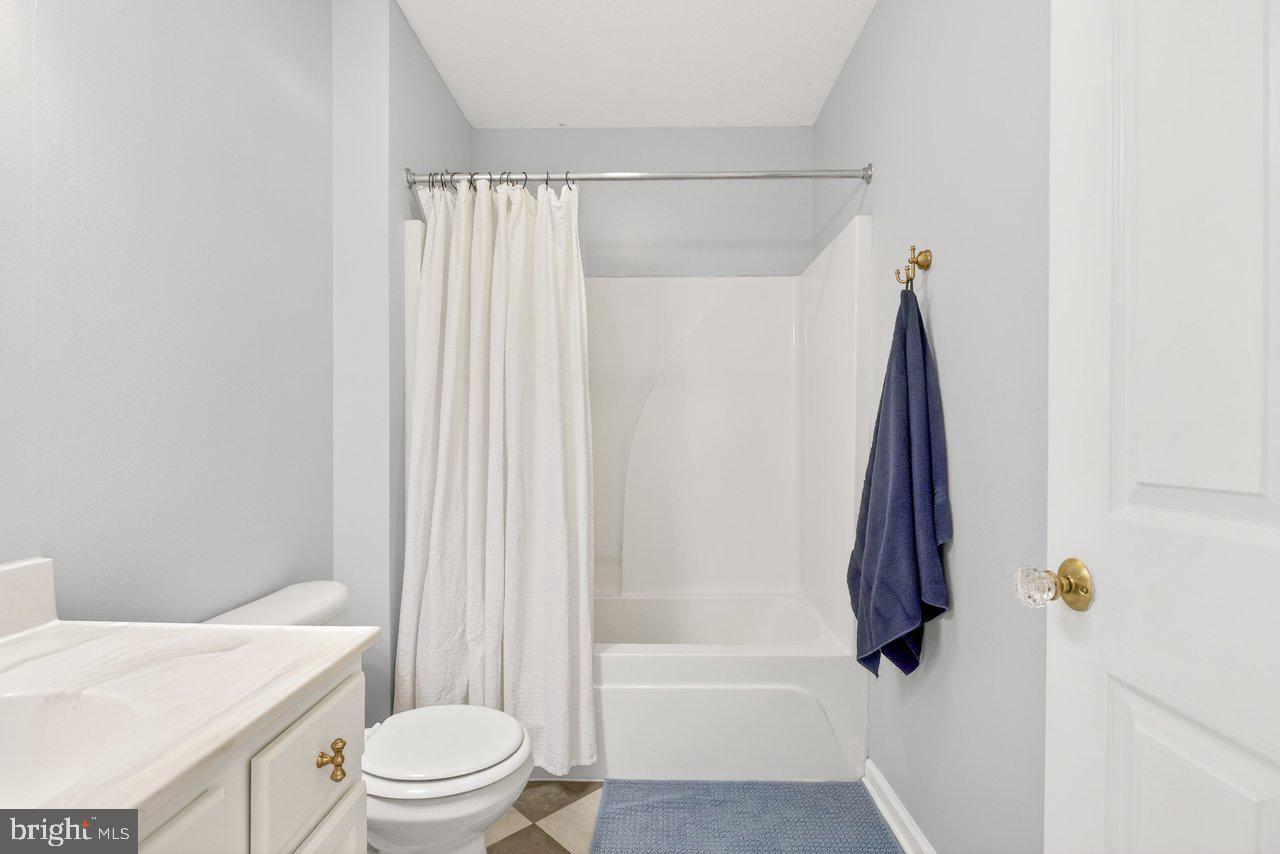 573 POINTE DR, HARRISONBURG, Virginia 22801, 3 Bedrooms Bedrooms, ,2 BathroomsBathrooms,Residential,For sale,573 POINTE DR,VAHC2000566 MLS # VAHC2000566