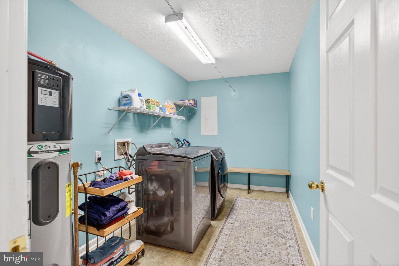 573 POINTE DR, HARRISONBURG, Virginia 22801, 3 Bedrooms Bedrooms, ,2 BathroomsBathrooms,Residential,For sale,573 POINTE DR,VAHC2000566 MLS # VAHC2000566