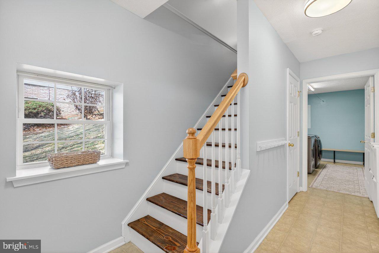 573 POINTE DR, HARRISONBURG, Virginia 22801, 3 Bedrooms Bedrooms, ,2 BathroomsBathrooms,Residential,For sale,573 POINTE DR,VAHC2000566 MLS # VAHC2000566