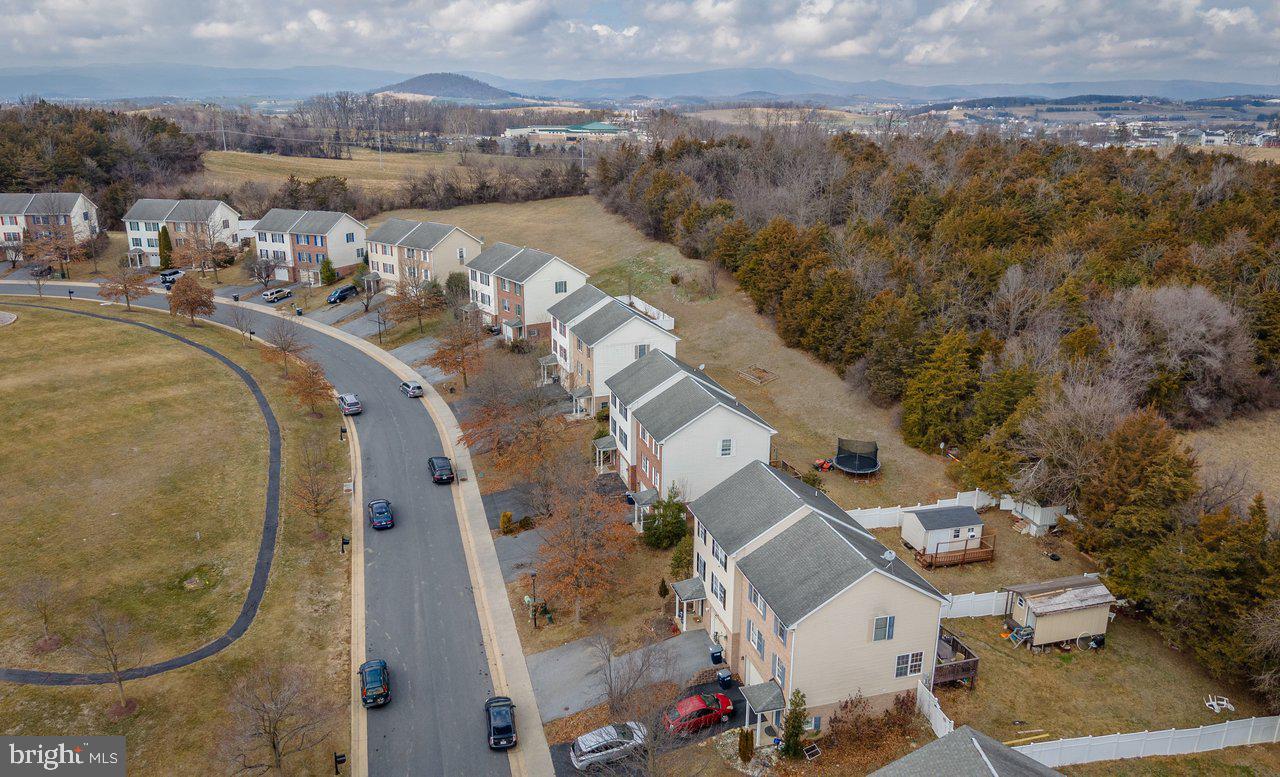 573 POINTE DR, HARRISONBURG, Virginia 22801, 3 Bedrooms Bedrooms, ,2 BathroomsBathrooms,Residential,For sale,573 POINTE DR,VAHC2000566 MLS # VAHC2000566