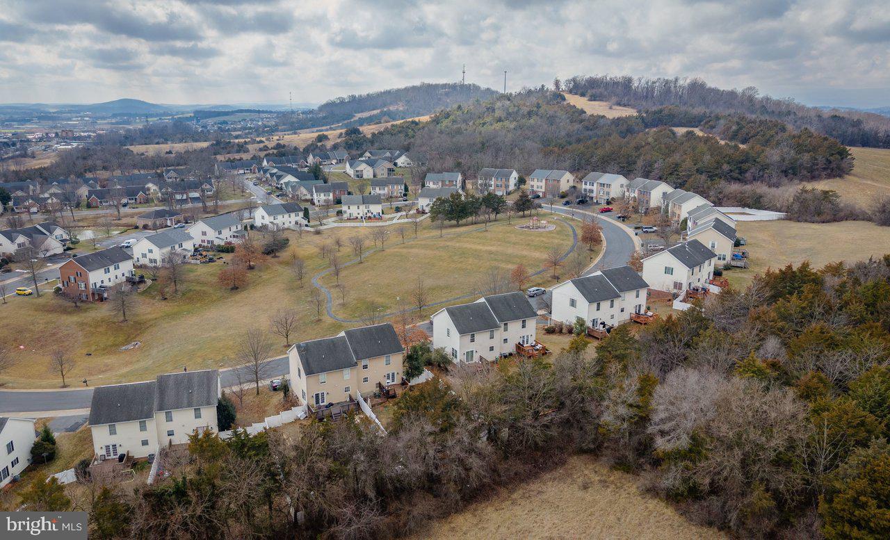 573 POINTE DR, HARRISONBURG, Virginia 22801, 3 Bedrooms Bedrooms, ,2 BathroomsBathrooms,Residential,For sale,573 POINTE DR,VAHC2000566 MLS # VAHC2000566