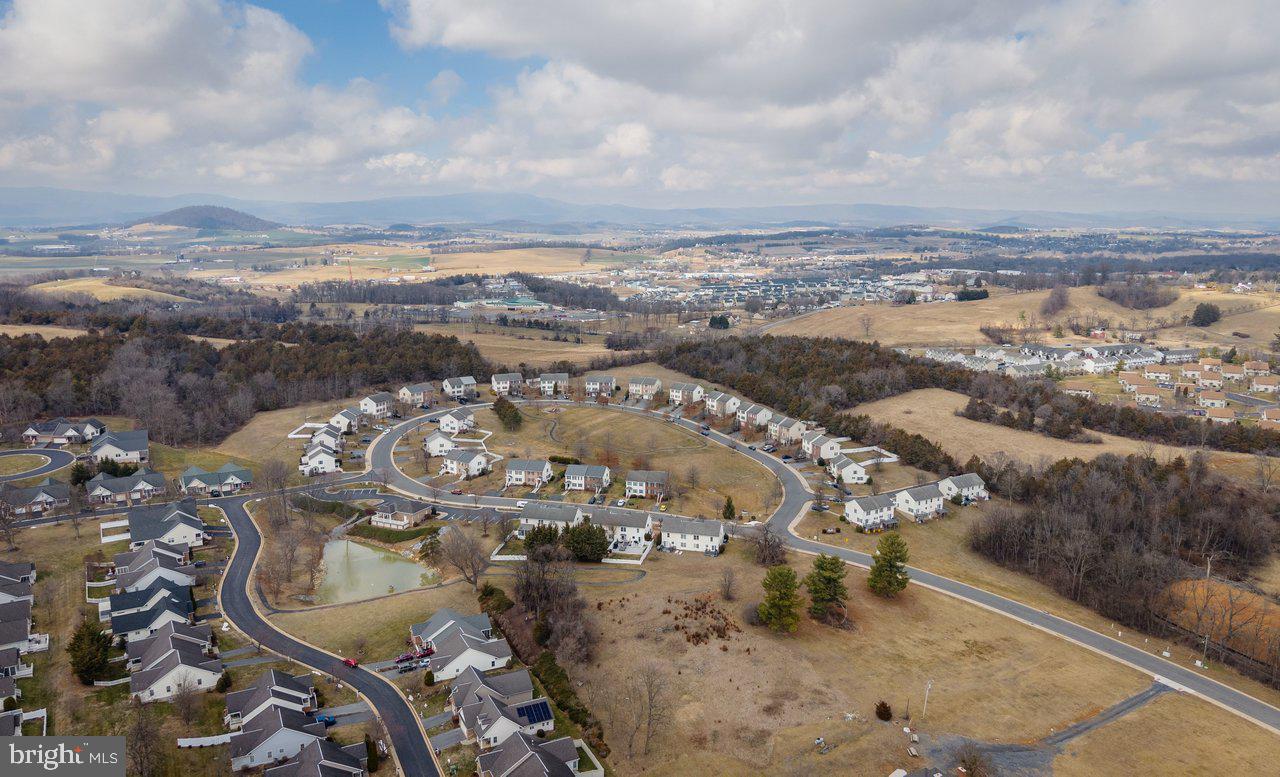 573 POINTE DR, HARRISONBURG, Virginia 22801, 3 Bedrooms Bedrooms, ,2 BathroomsBathrooms,Residential,For sale,573 POINTE DR,VAHC2000566 MLS # VAHC2000566