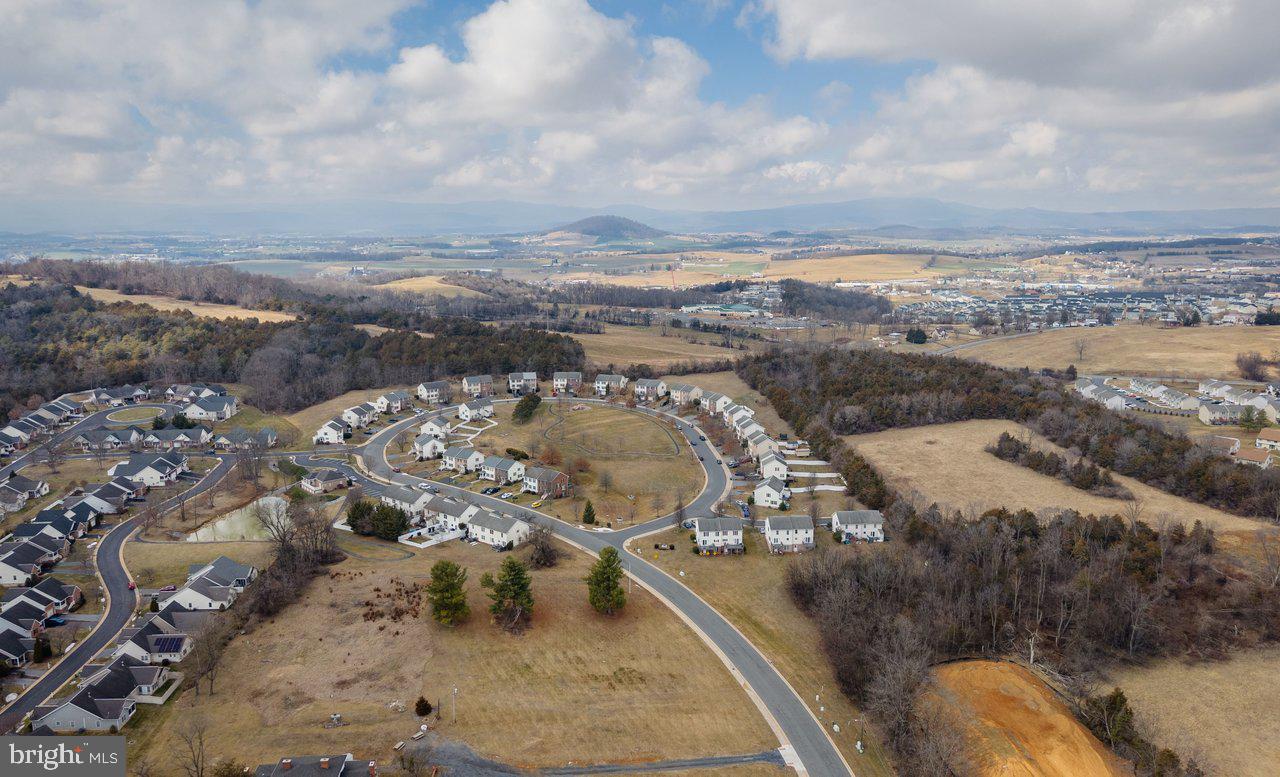 573 POINTE DR, HARRISONBURG, Virginia 22801, 3 Bedrooms Bedrooms, ,2 BathroomsBathrooms,Residential,For sale,573 POINTE DR,VAHC2000566 MLS # VAHC2000566